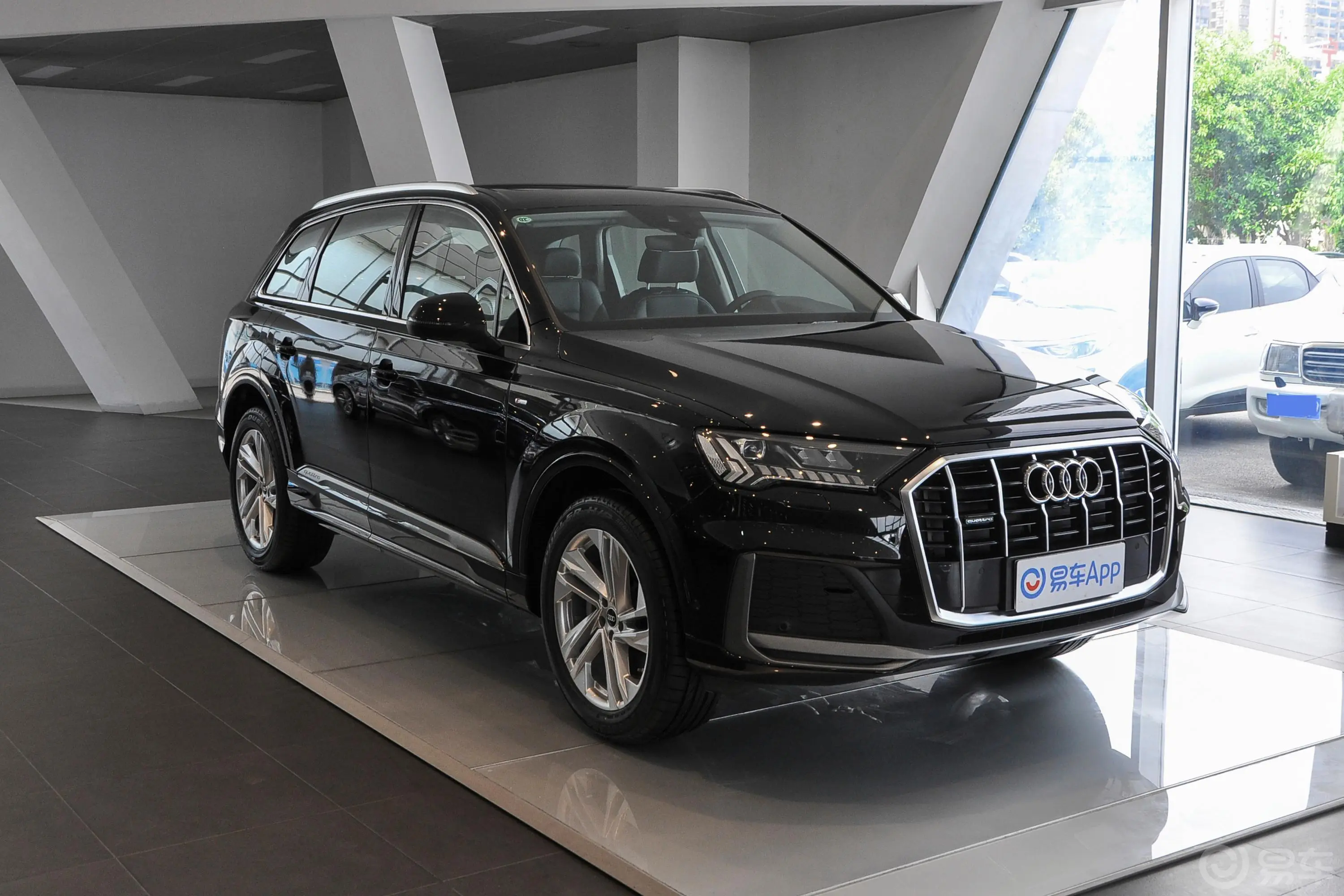 奥迪Q745 TFSI quattro S line运动型主驾驶后视镜背面