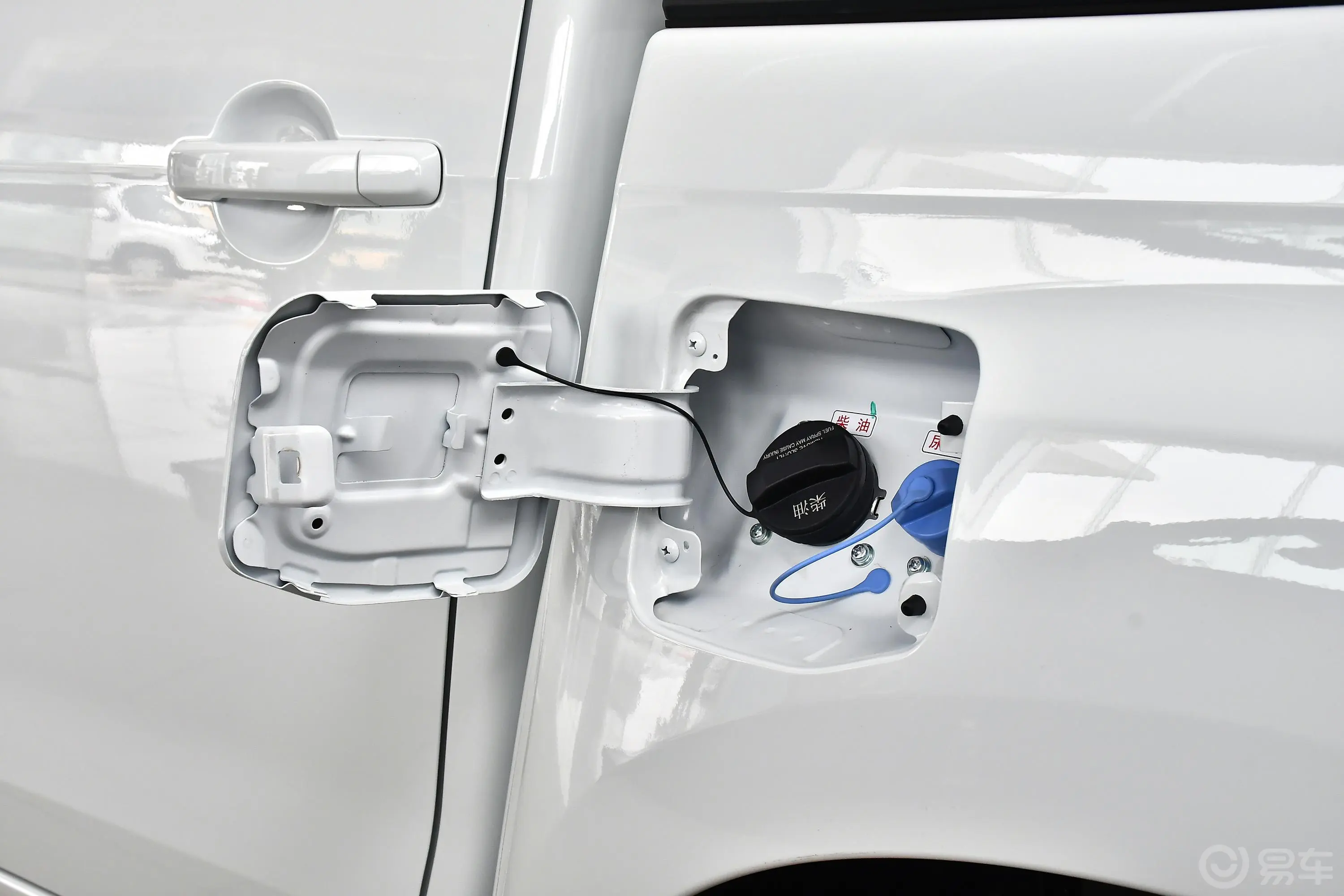 瑞迈2.8T 手动 两驱 标轴舒享版 柴油油箱盖