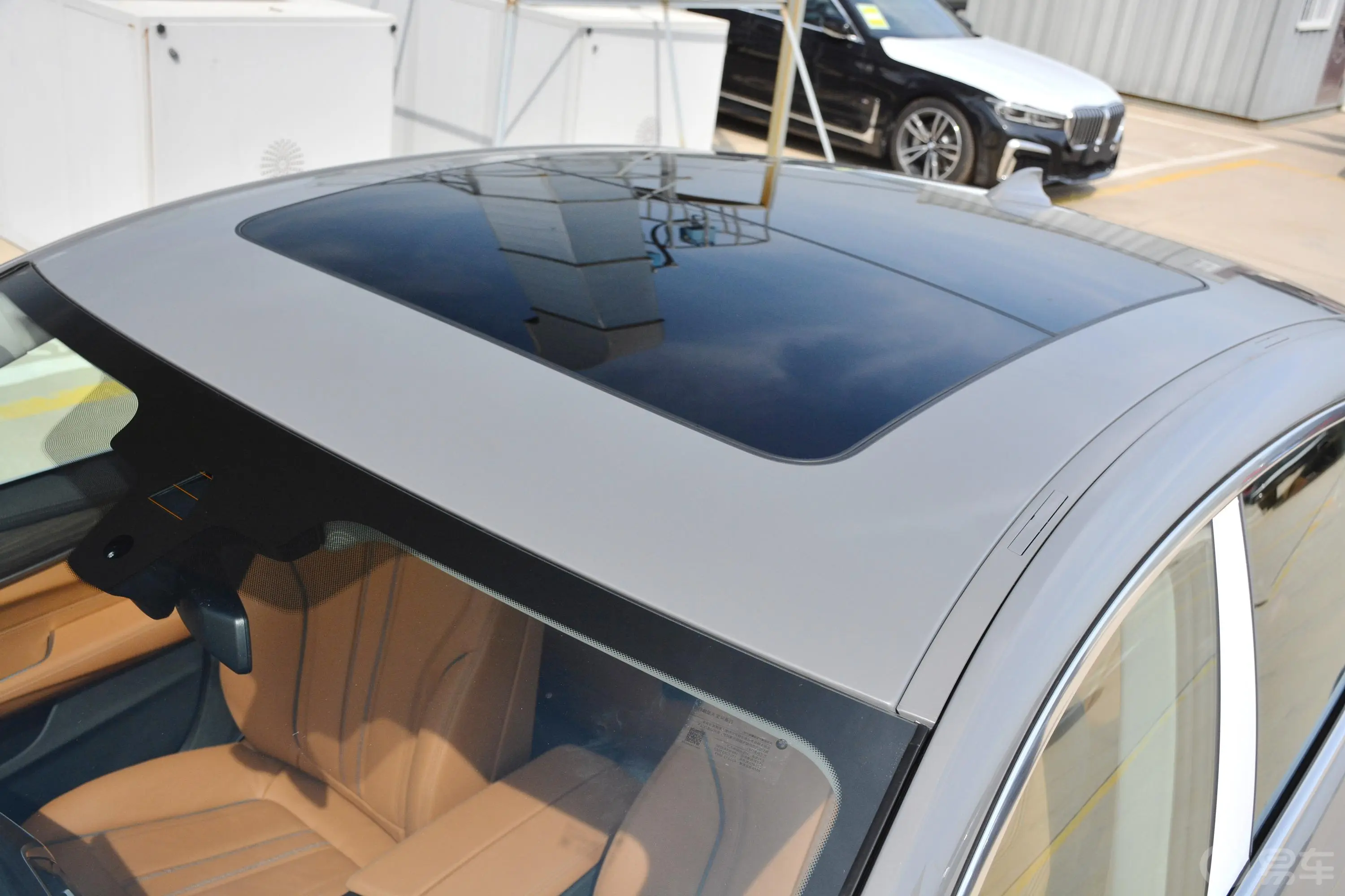 宝马6系GT改款 630i 豪华设计套装天窗