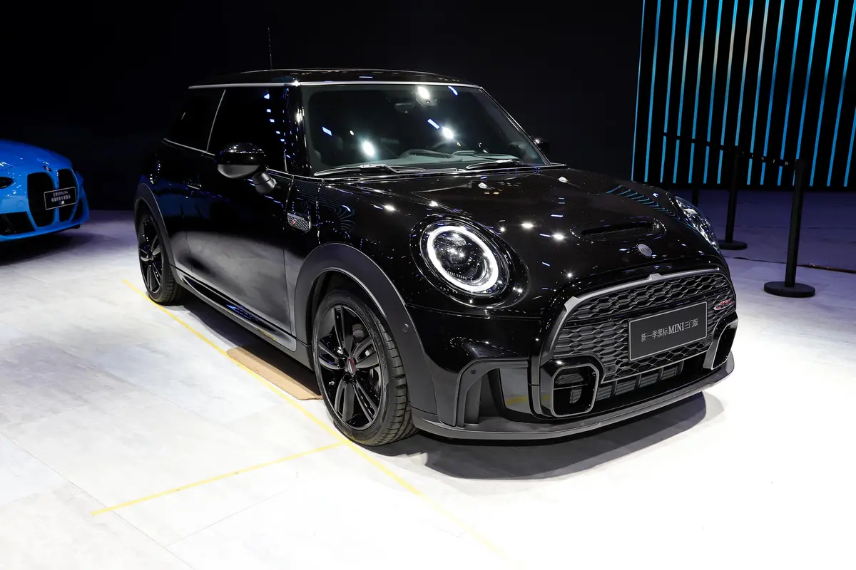 MINI2.0T COOPER S 黑标特别版前轮毂造型