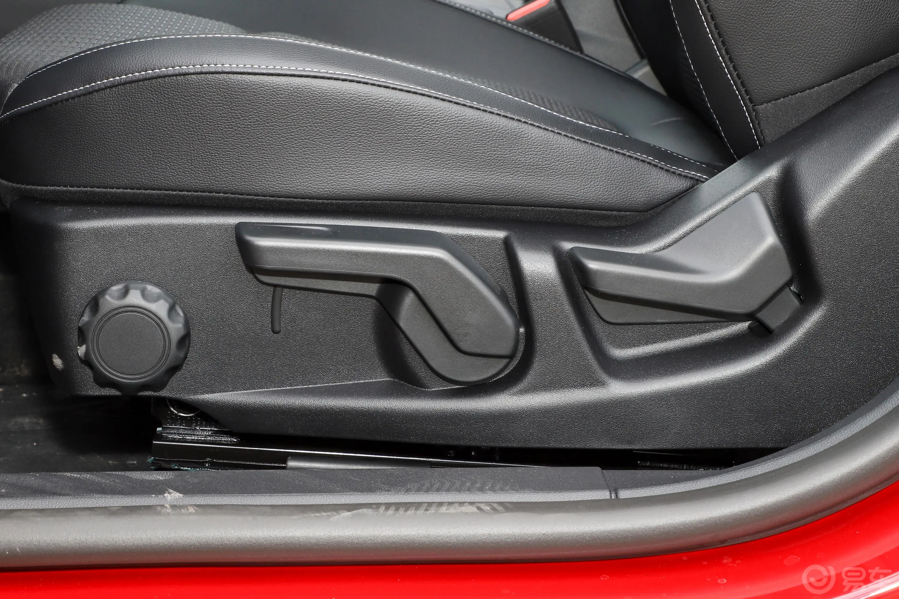 福克斯两厢 EcoBoost 180 自动锋潮型内饰