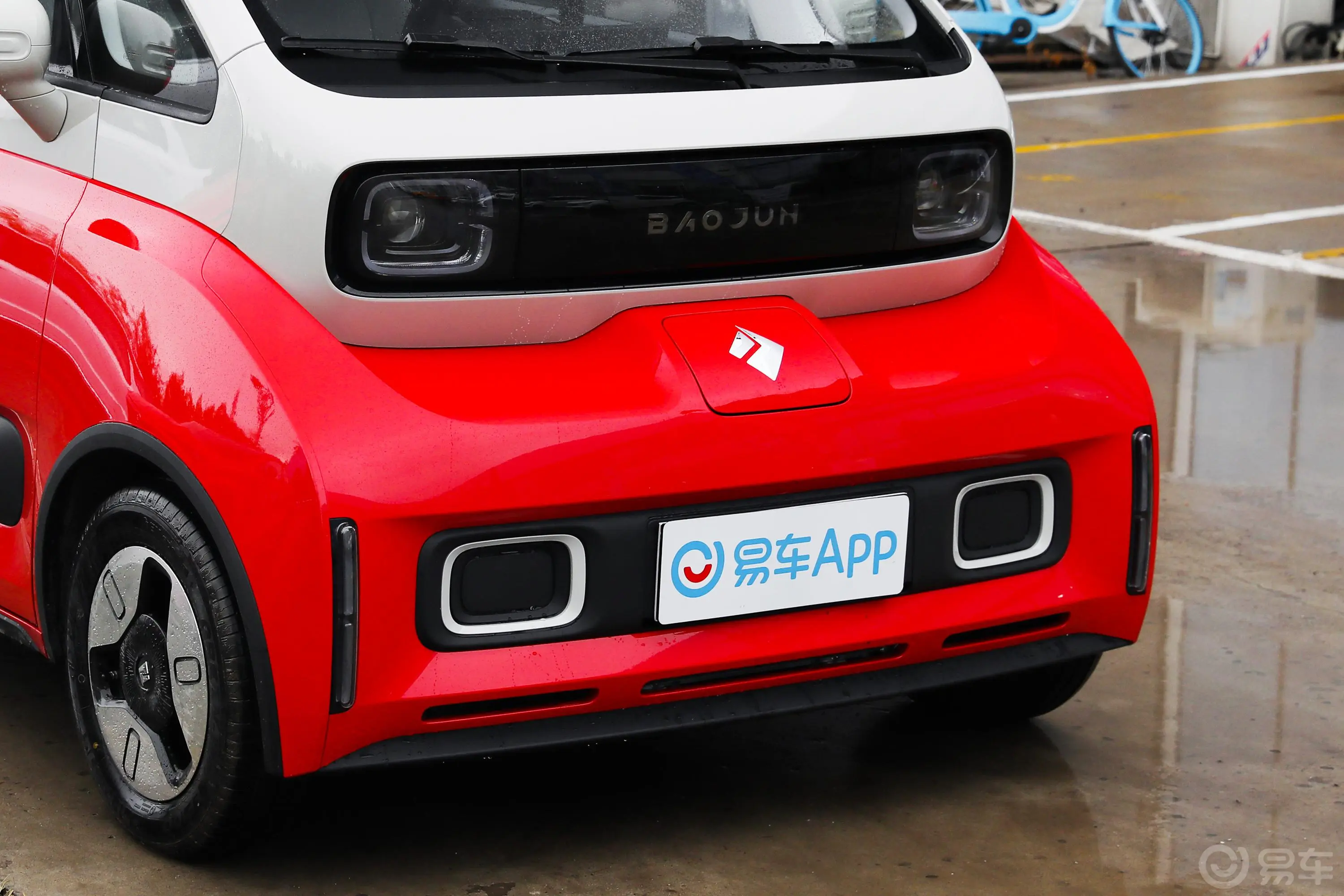 宝骏KiWi EV305km 艺术家 多氟多新能源31.9kWh三元锂外观