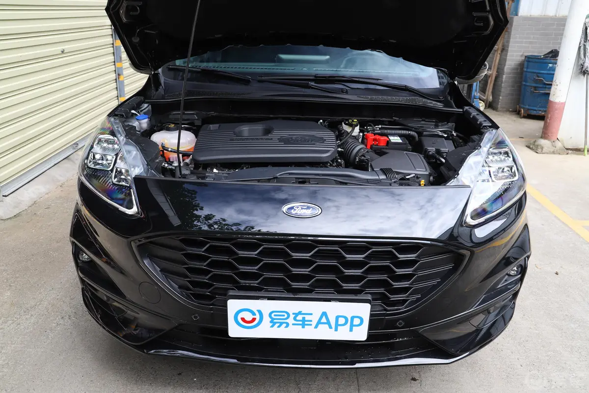 锐际EcoBoost 245 四驱纵享款 ST-LINE发动机舱整体