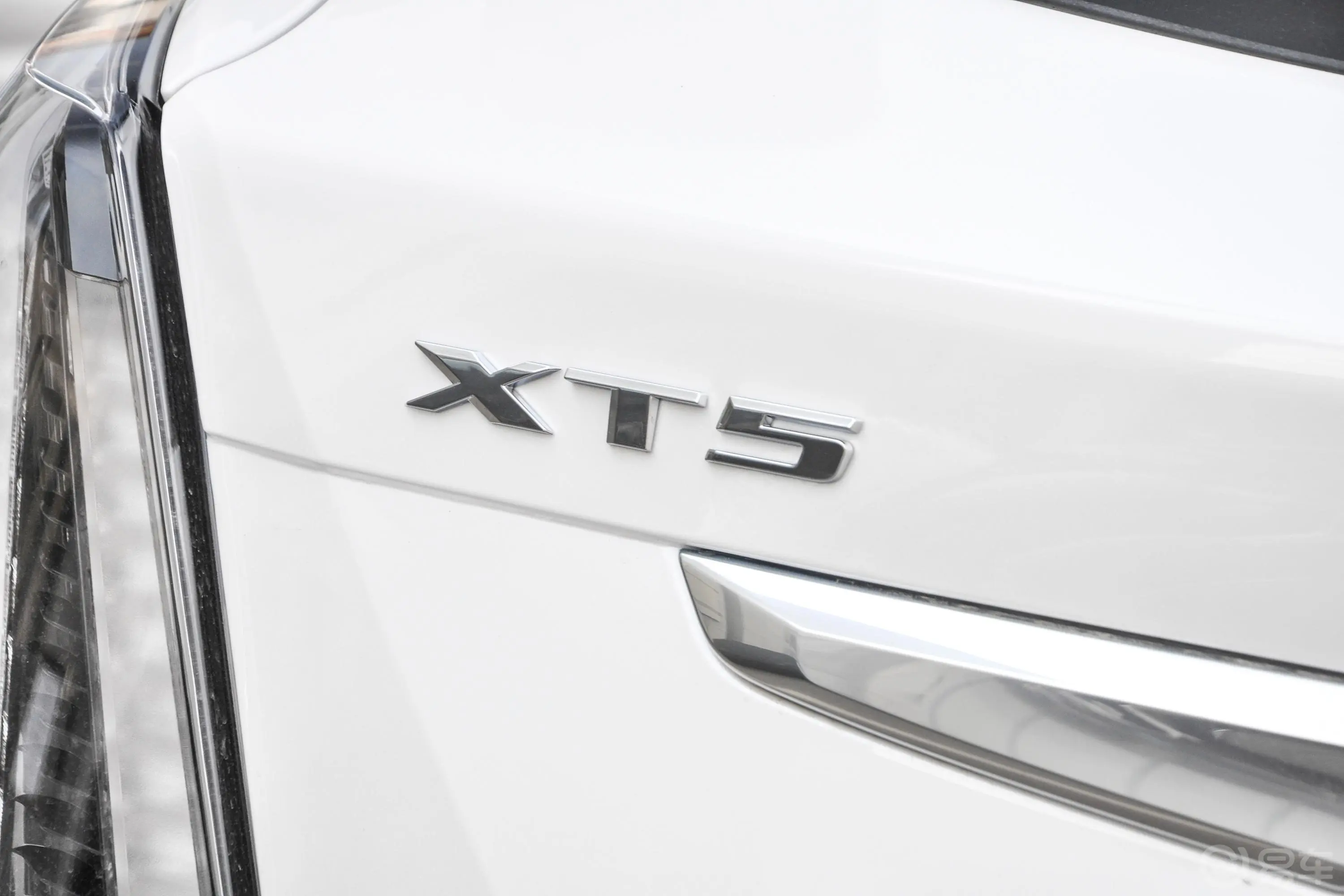 凯迪拉克XT5轻混 2.0T 四驱铂金型外观细节