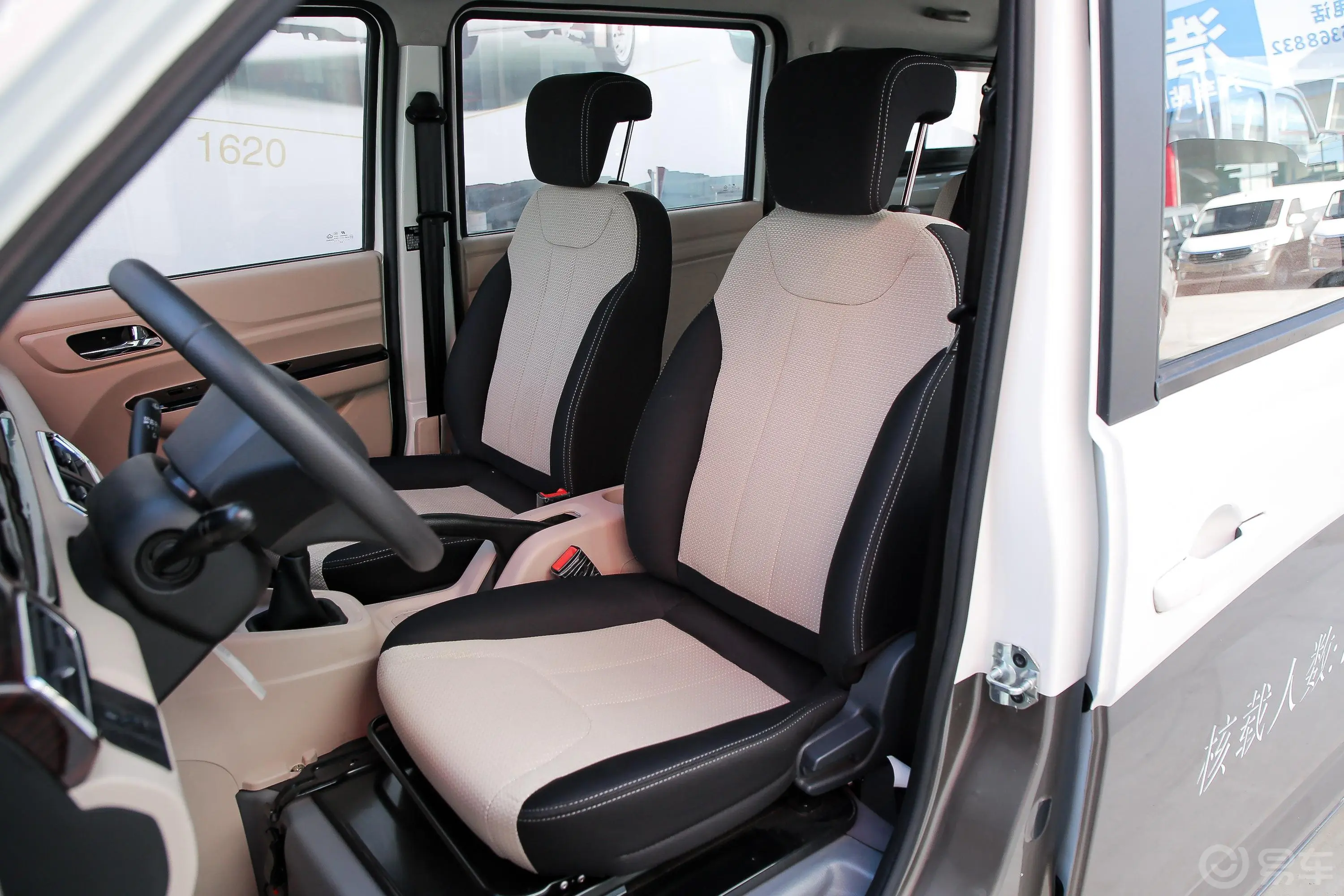 跨越星V51.6L 手动 招财版舒适型DAM16KR内饰