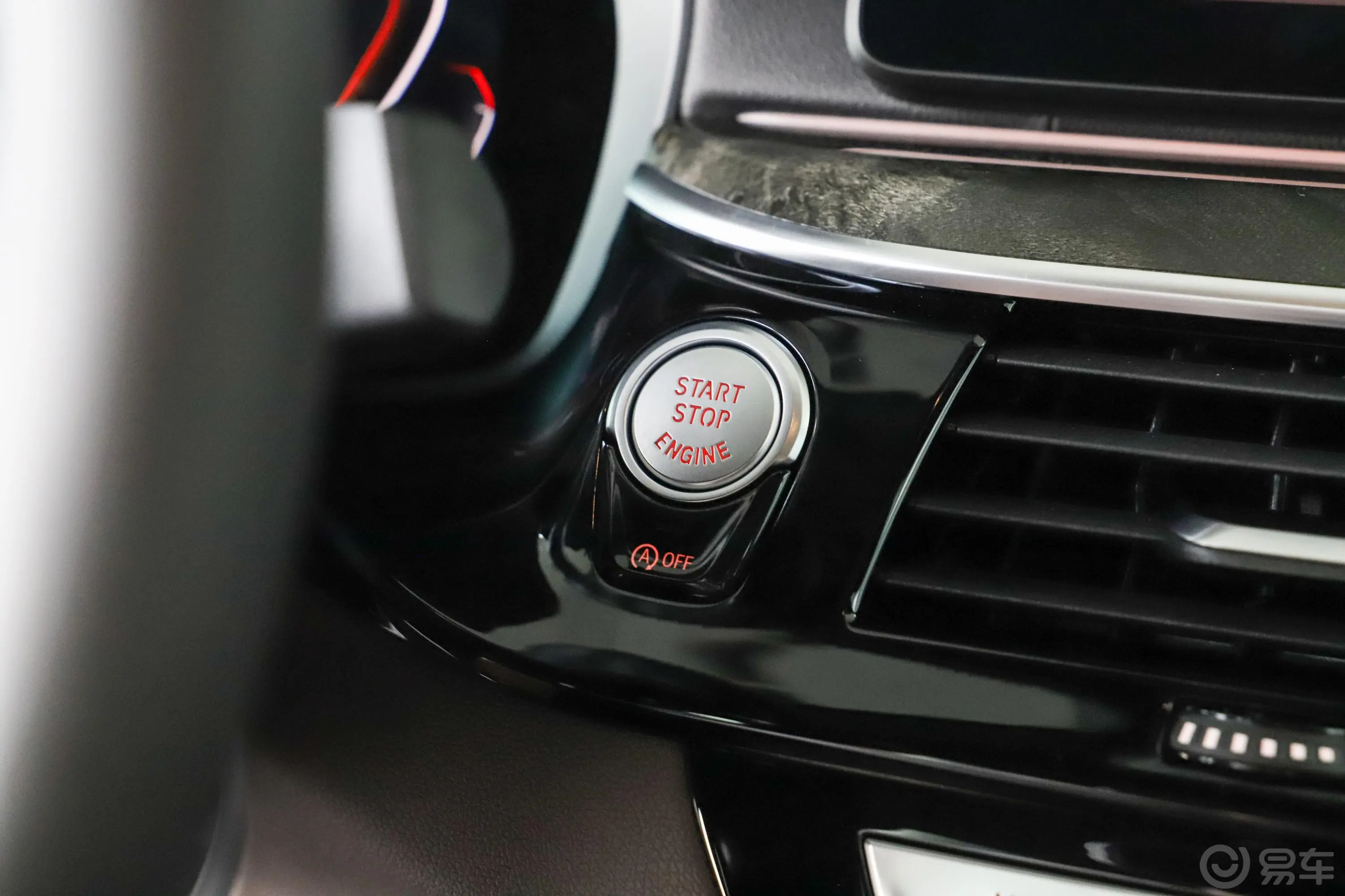 宝马6系GT改款 630i M运动大旅行家版钥匙孔或一键启动按键