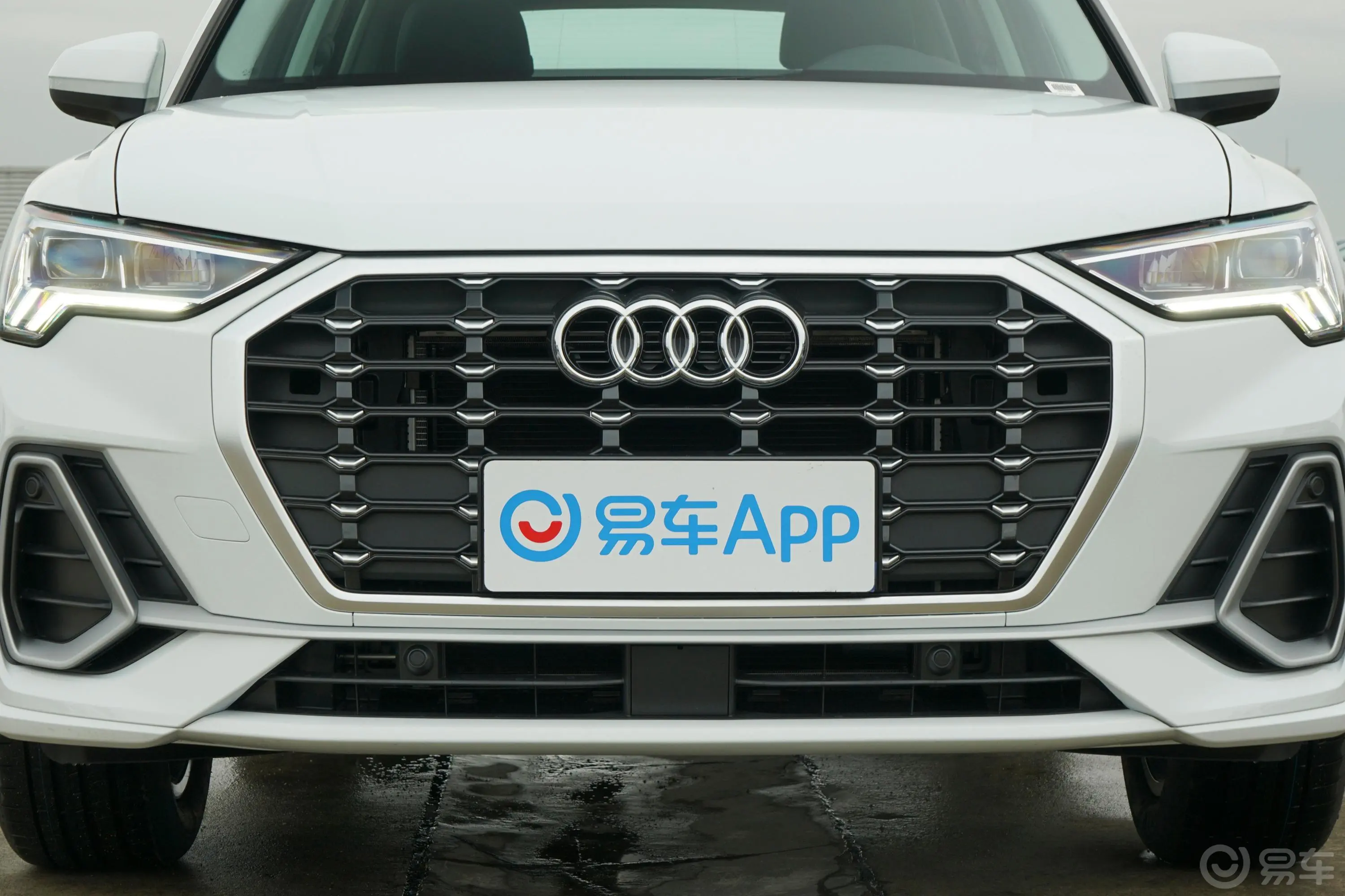 奥迪Q335 TFSI 时尚动感型外观