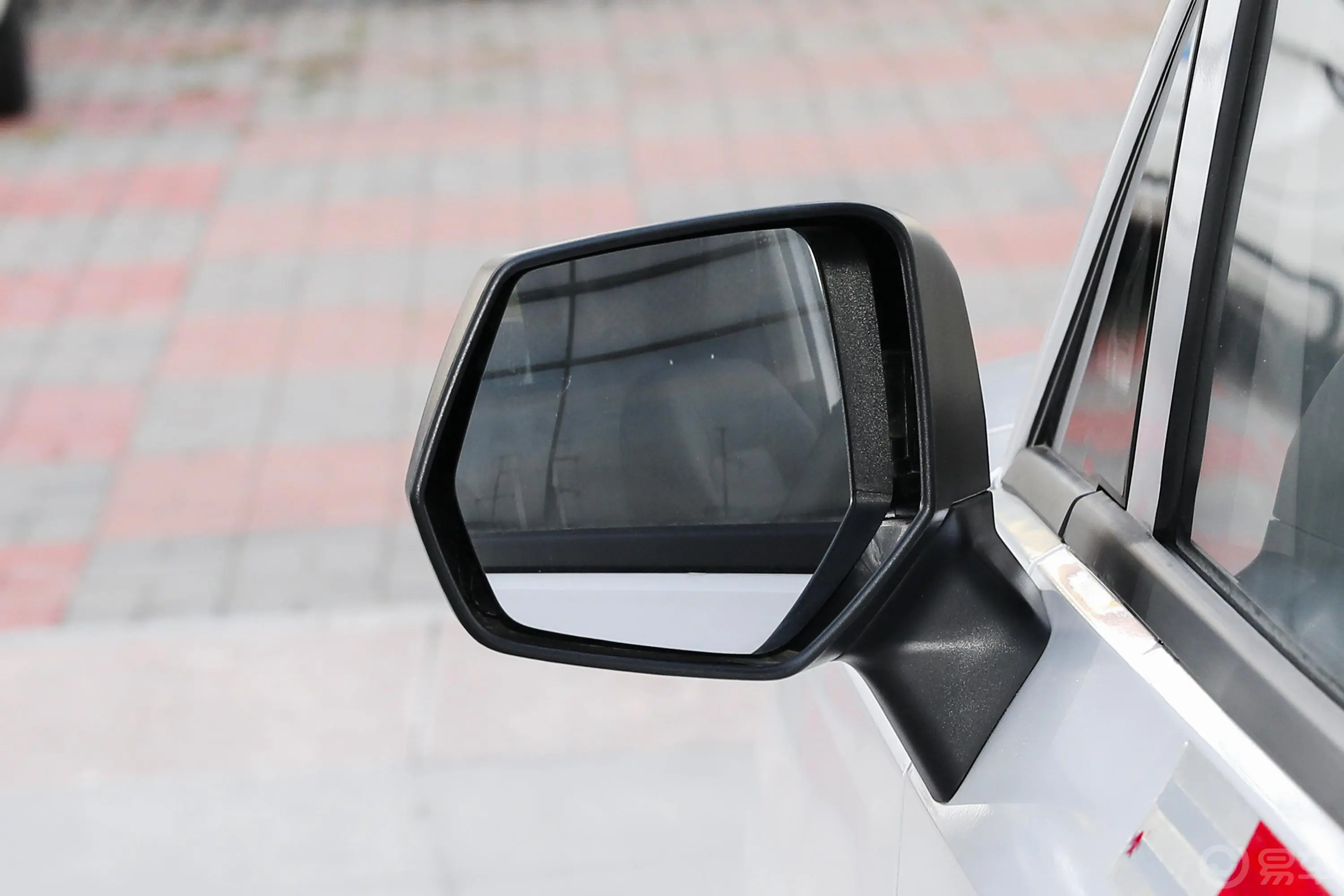 五菱征程1.5T 舒适型封窗车后视镜镜面