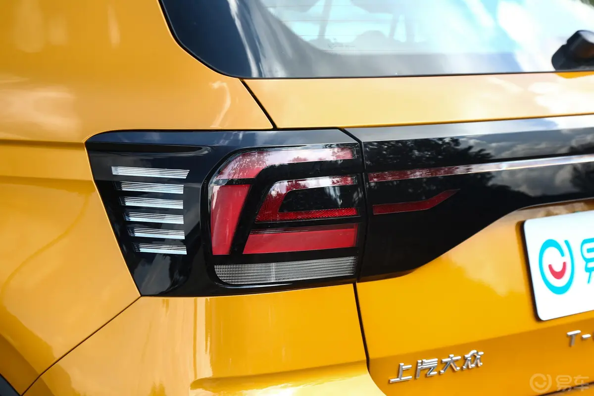 途铠280TSI 双离合舒适版外观