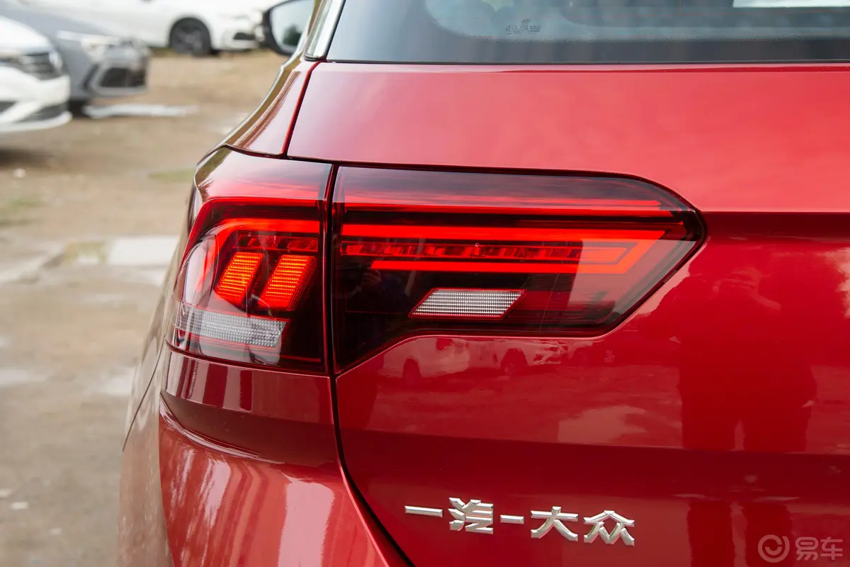 探歌改款 280TSI 双离合 两驱 舒适智联版外观