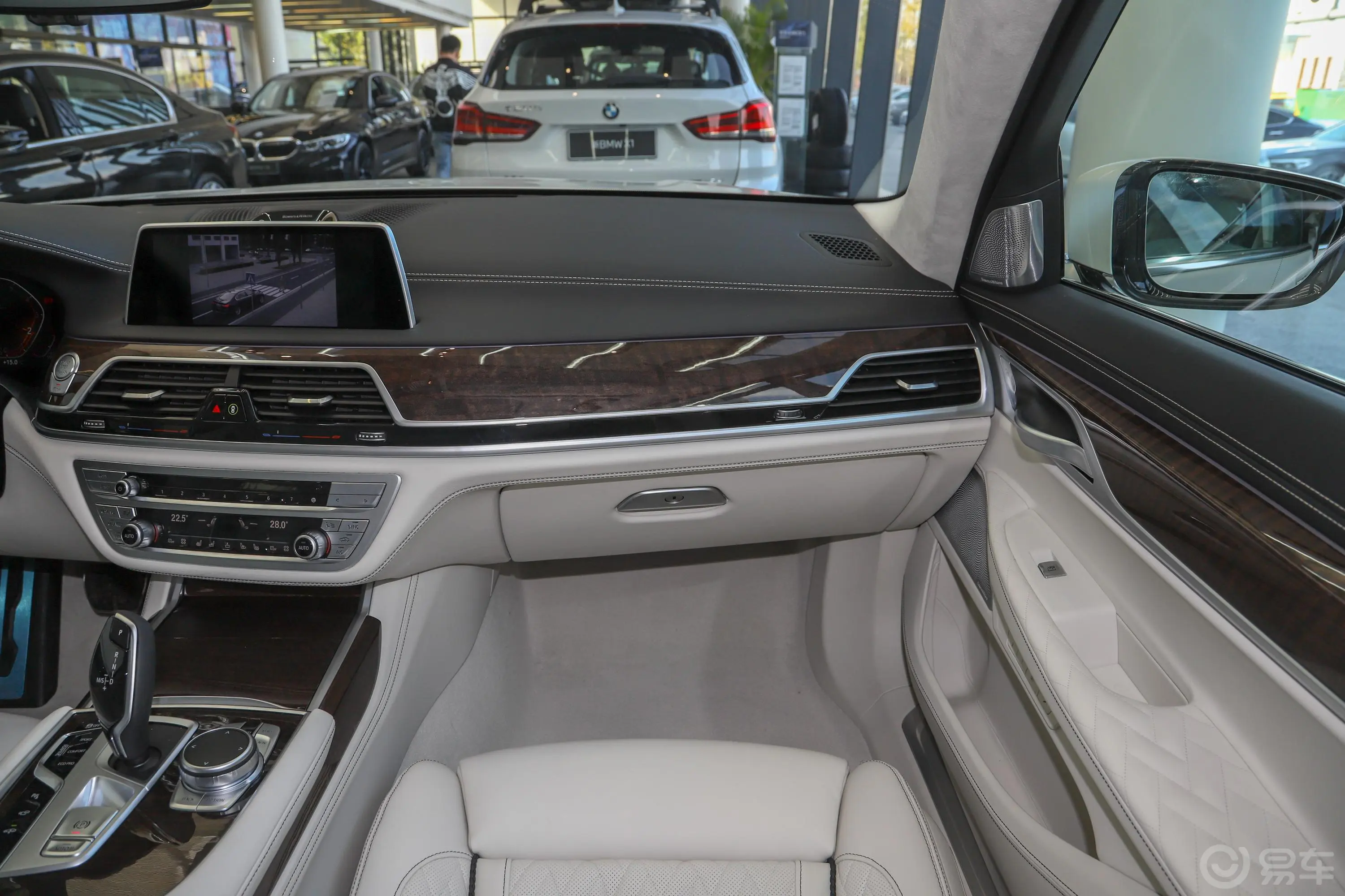 宝马7系740Li xDrive 行政型 M运动套装内饰