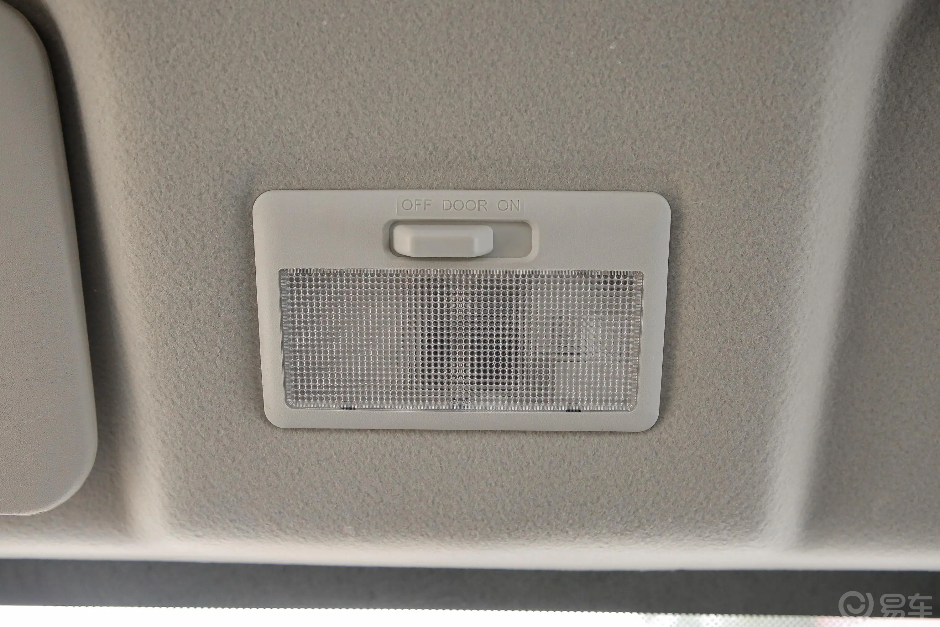 欧诺S欧诺S 1.5L 客车智享版(无空调)内饰