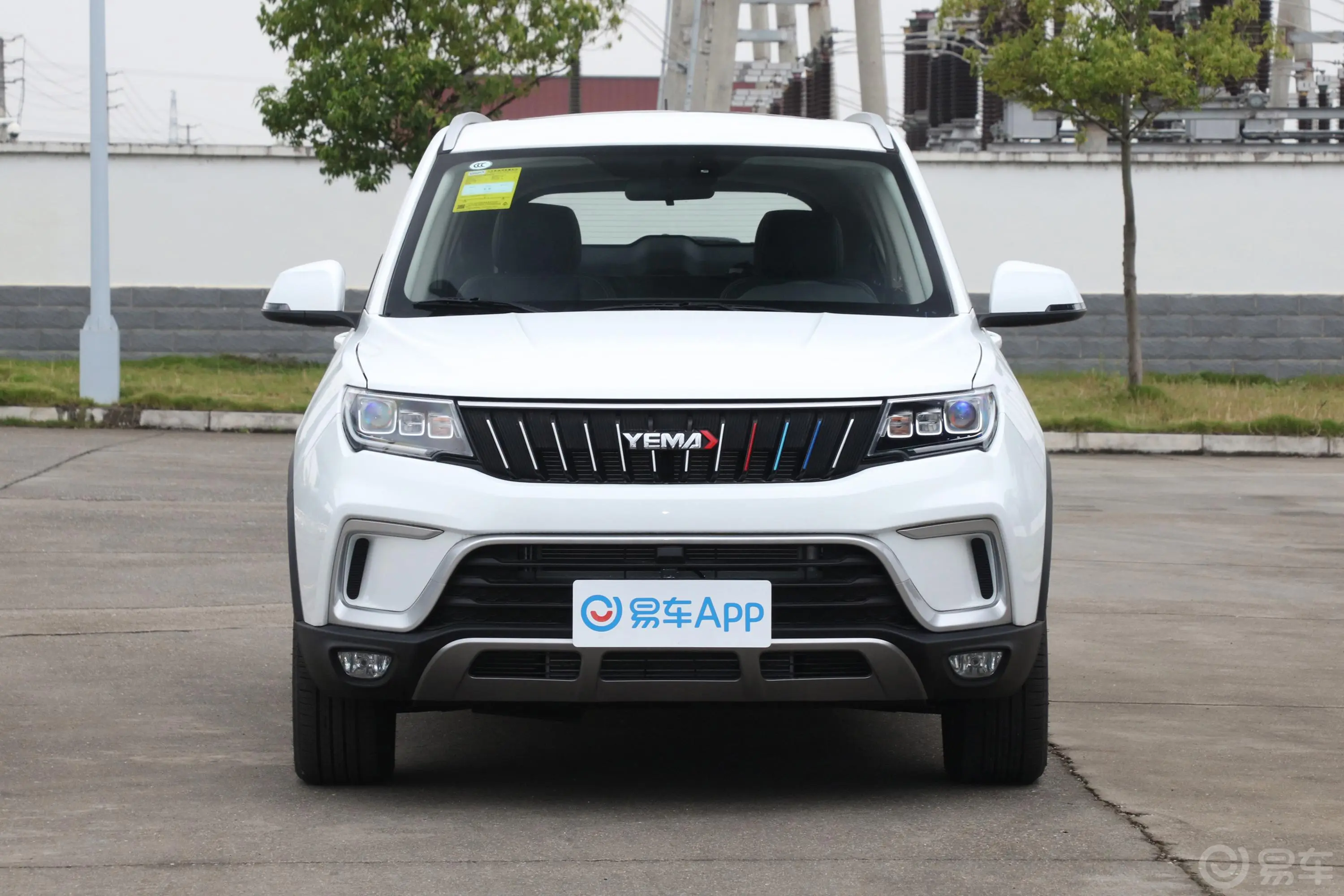 博骏1.5T CVT 旗舰型正前水平