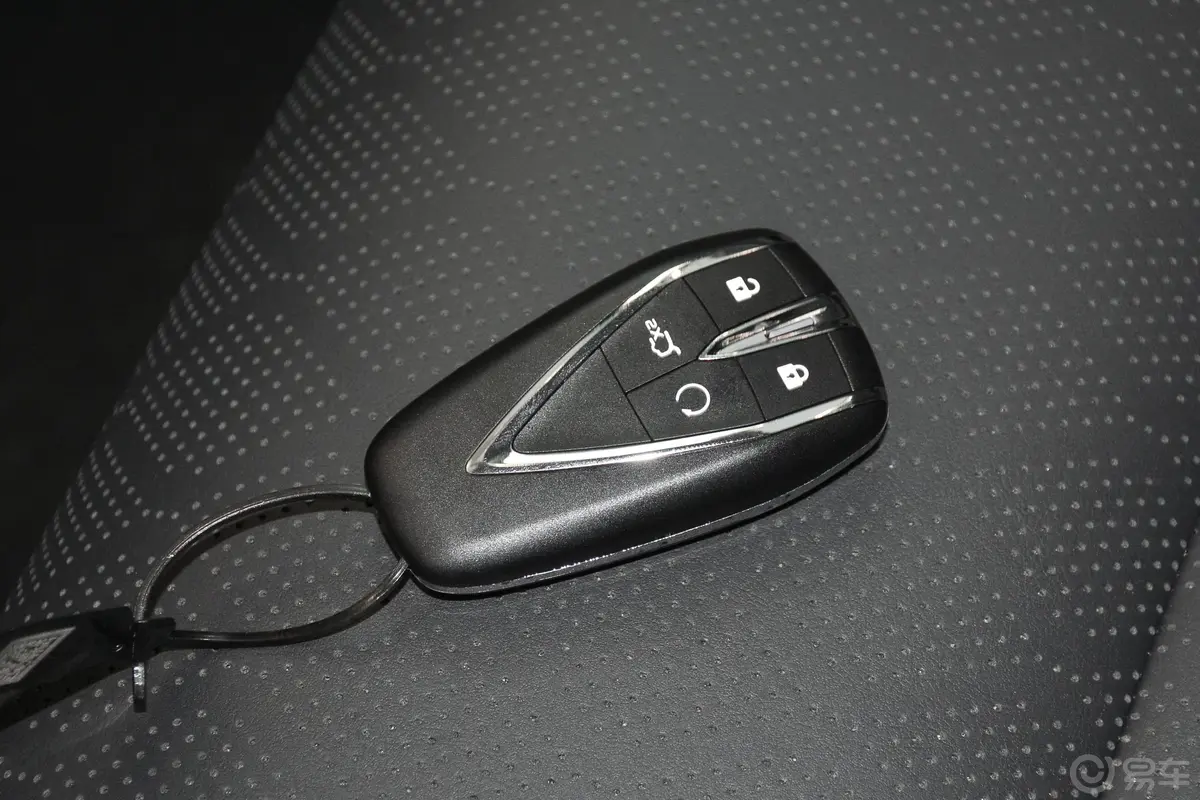 长安UNI-K2.0T 两驱豪华版钥匙正面