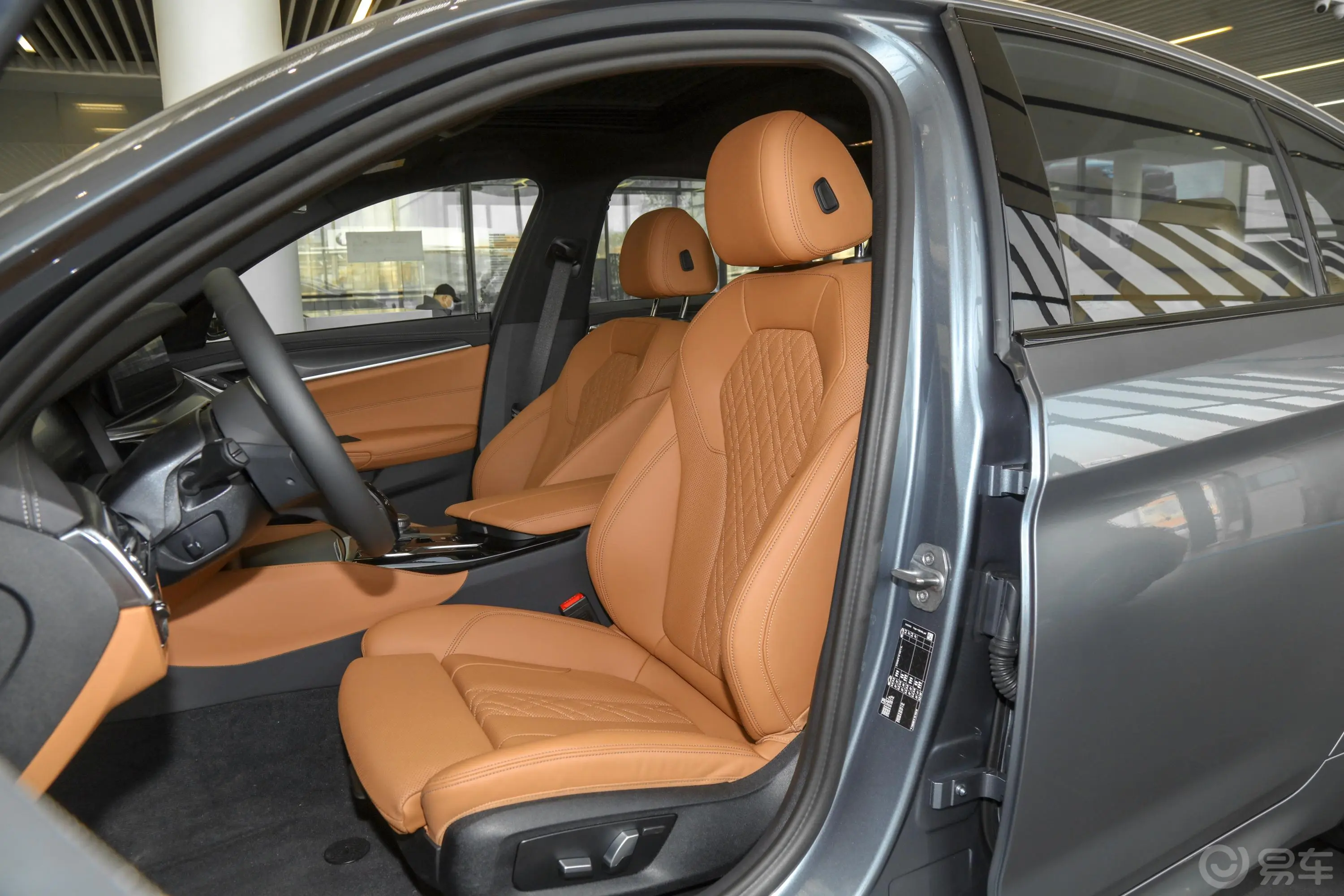 宝马5系(进口)改款 525i M运动套装驾驶员座椅