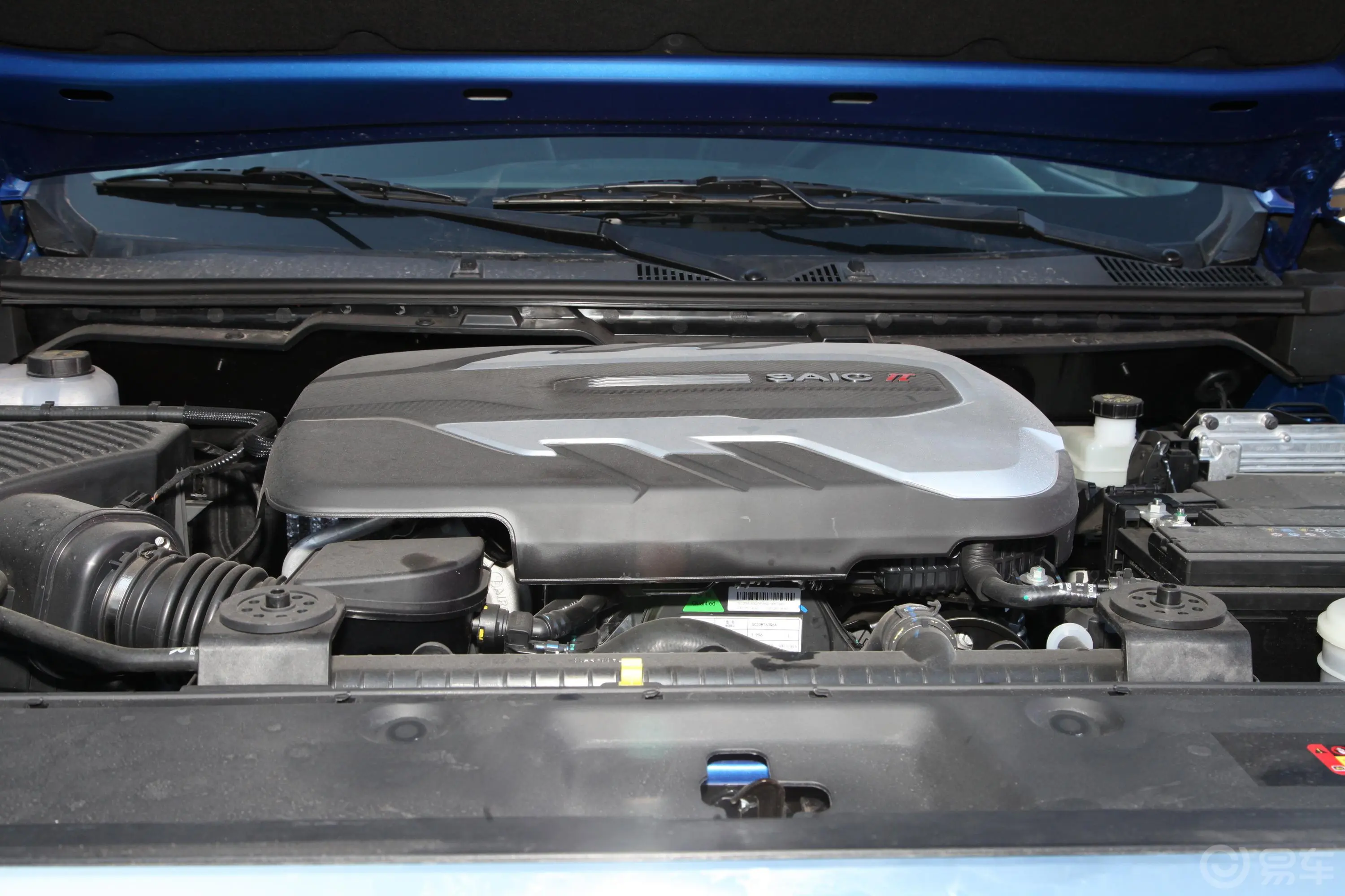 大通T70改款 2.0T 手动两驱标箱高底盘进取版 柴油发动机特写