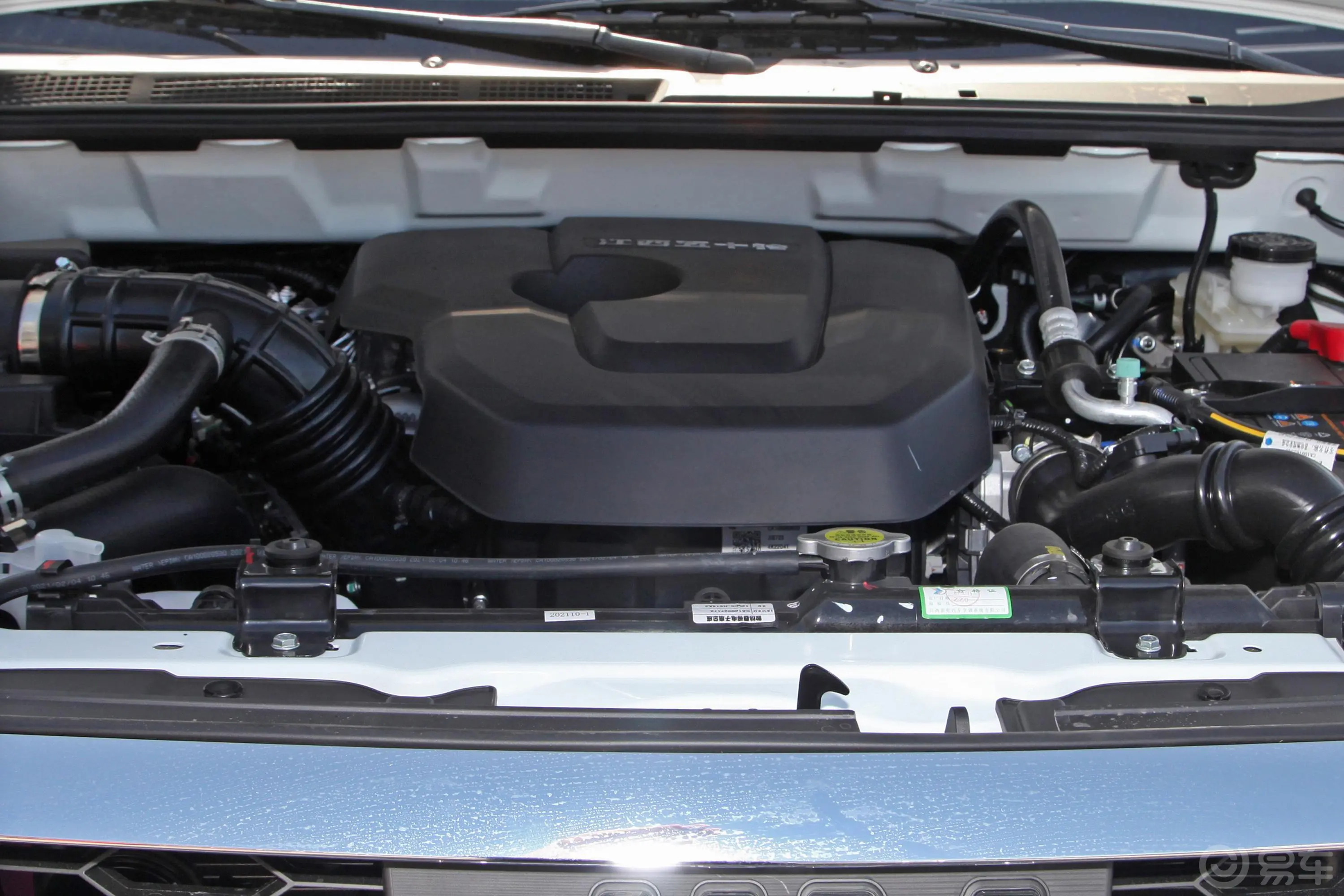 瑞迈2.4T 四驱长轴舒适版 汽油发动机特写