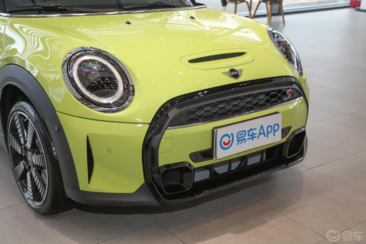 MINI CABRIO改款 2.0T COOPER S CABRIO 艺术家外观