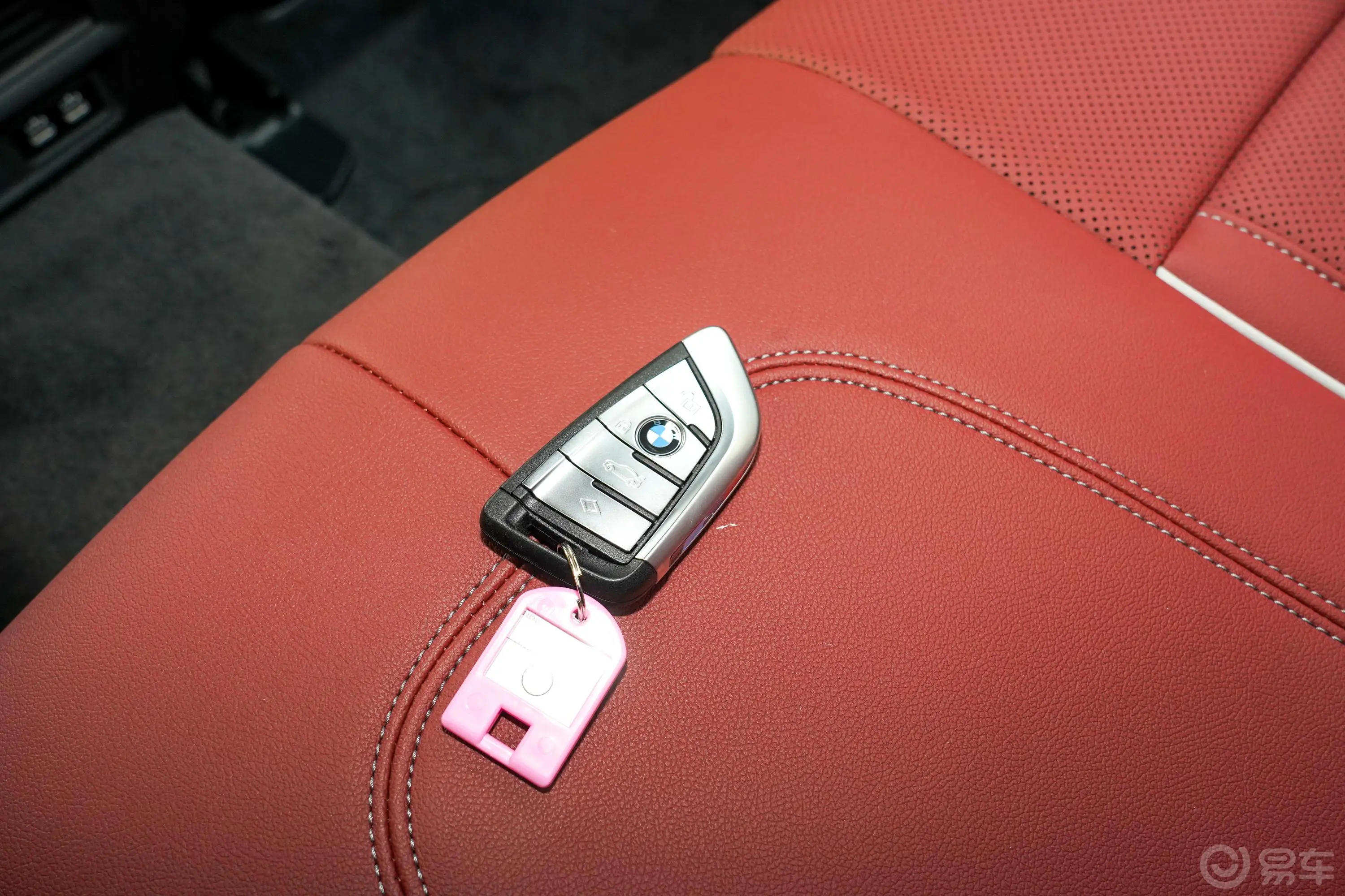 宝马5系改款 530Li xDrive M运动套装钥匙正面
