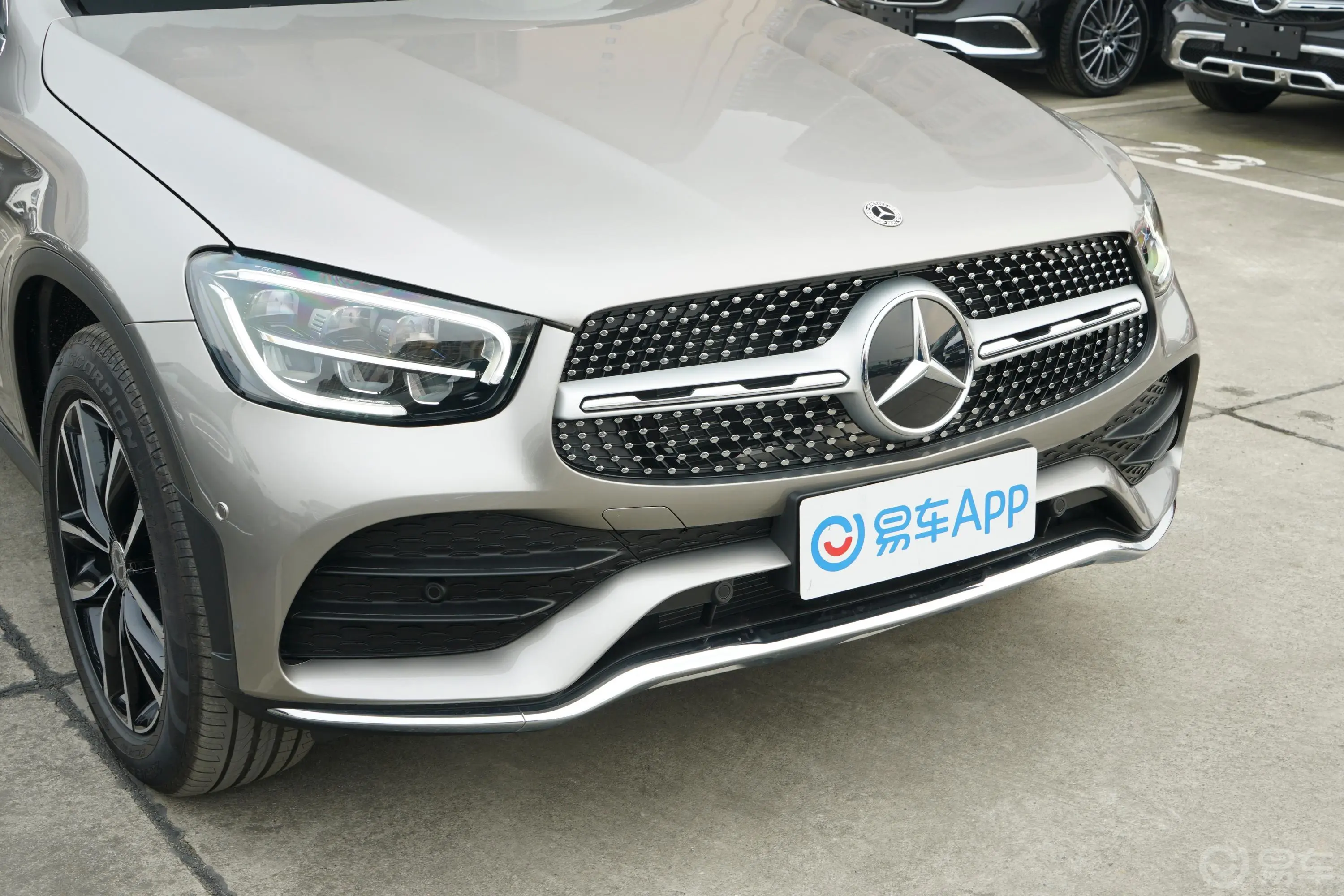 奔驰GLCGLC 260 L 4MATIC 豪华型外观