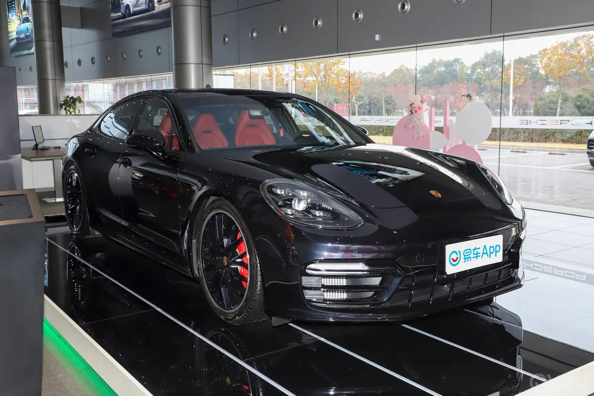 PanameraPanamera GTS 4.0T胎压信息铭牌