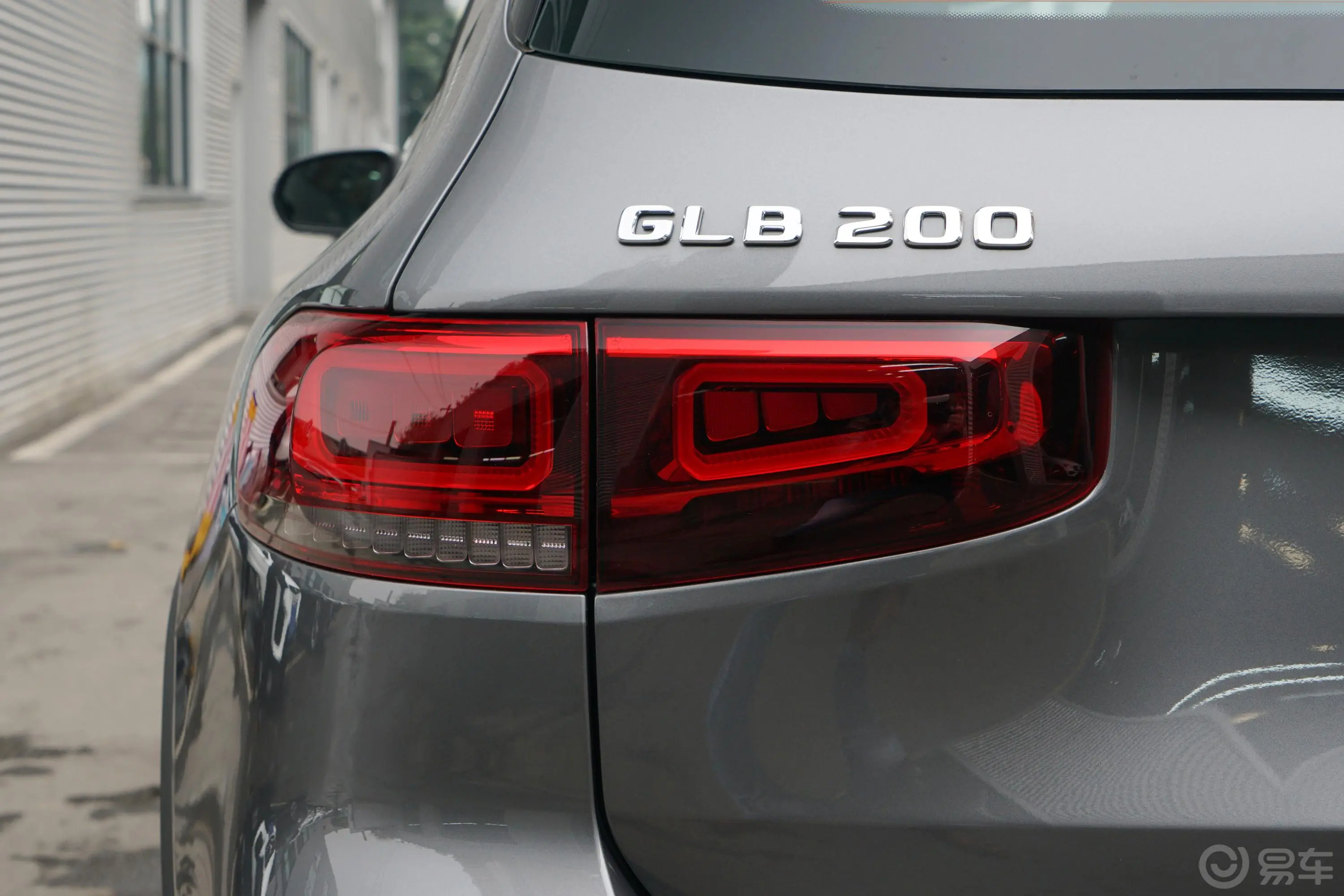 奔驰GLB改款 GLB 200 动感型外观
