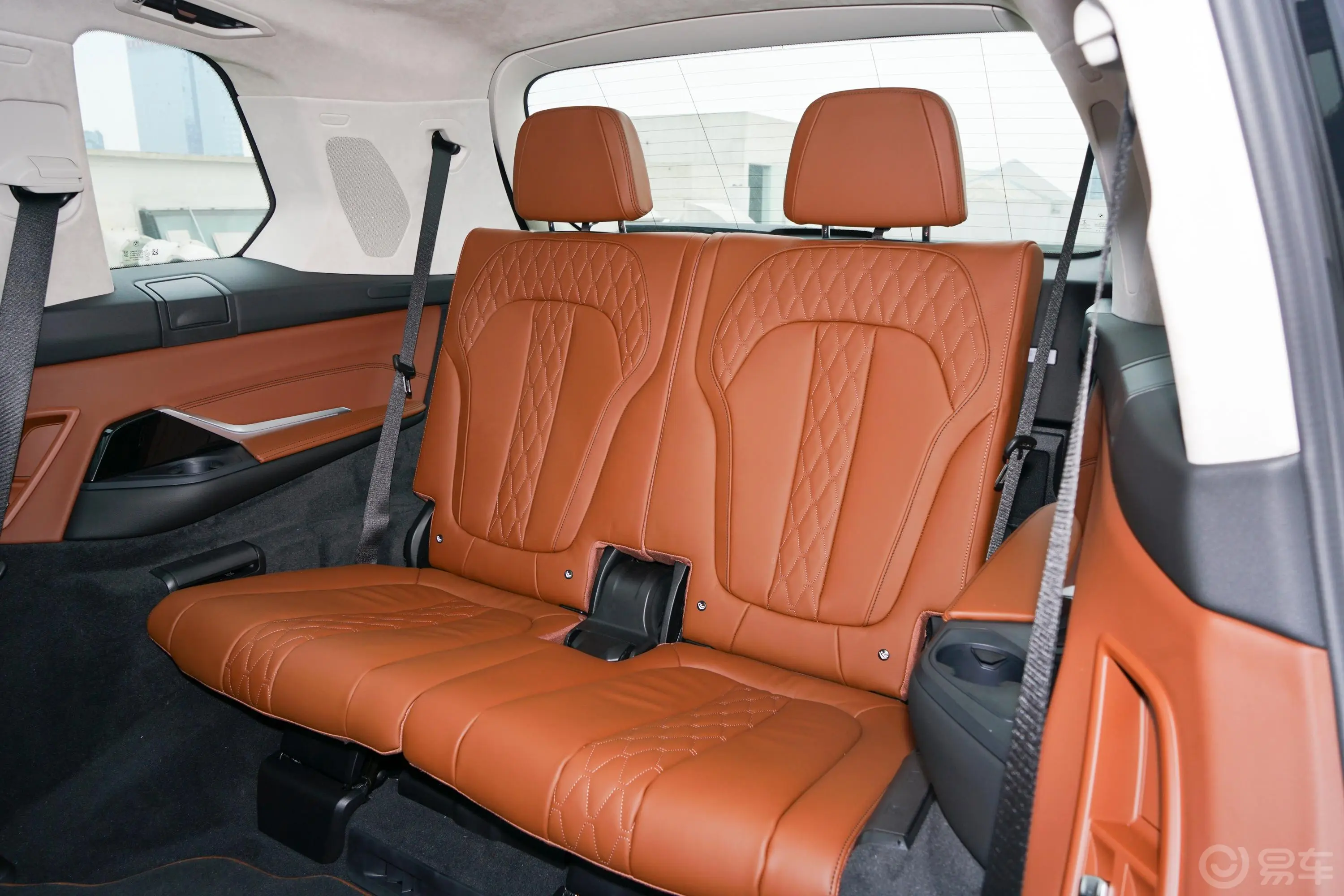 宝马X7xDrive40i 行政型 豪华套装第三排座椅