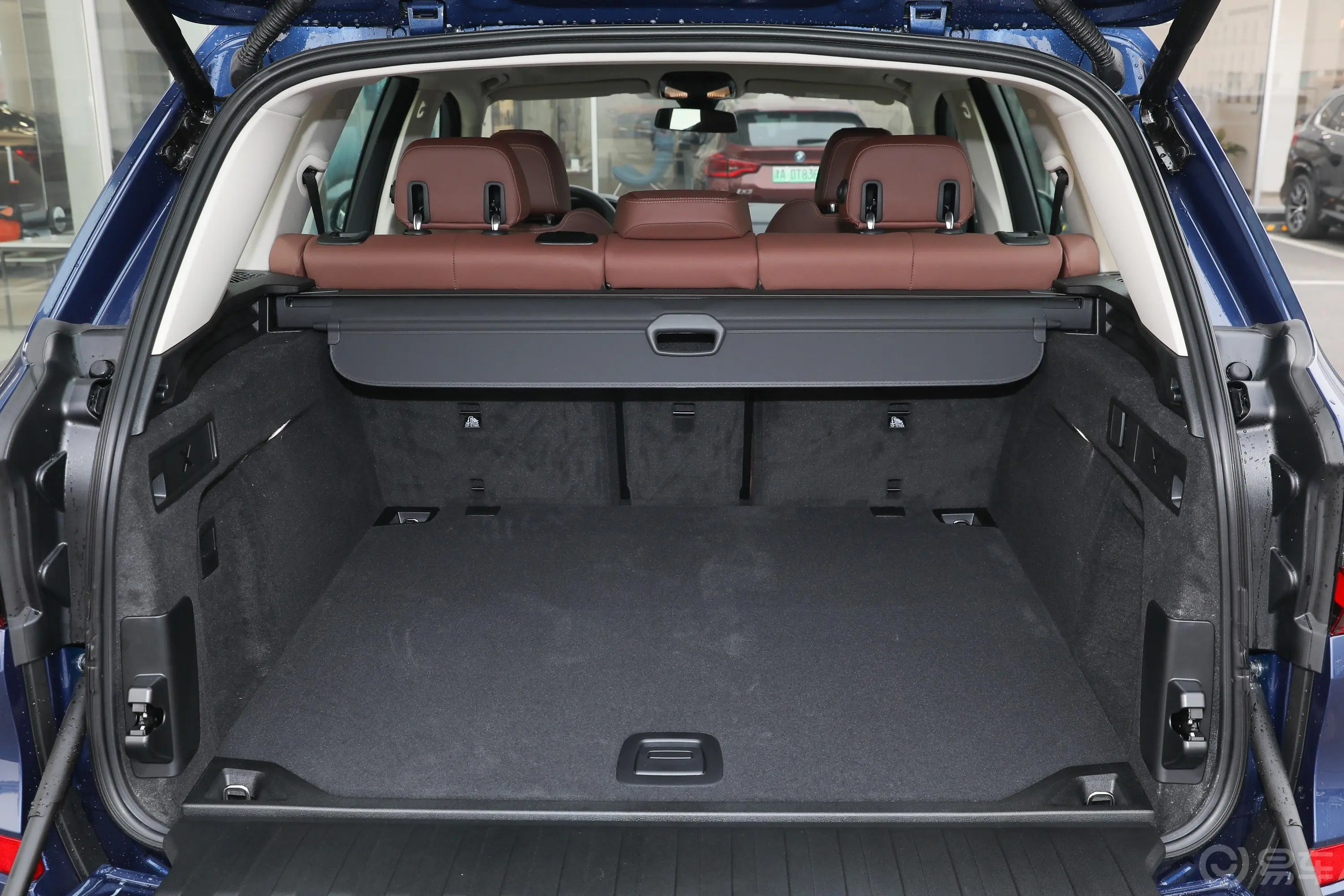 宝马X5(进口)xDrive30i M运动套装空间