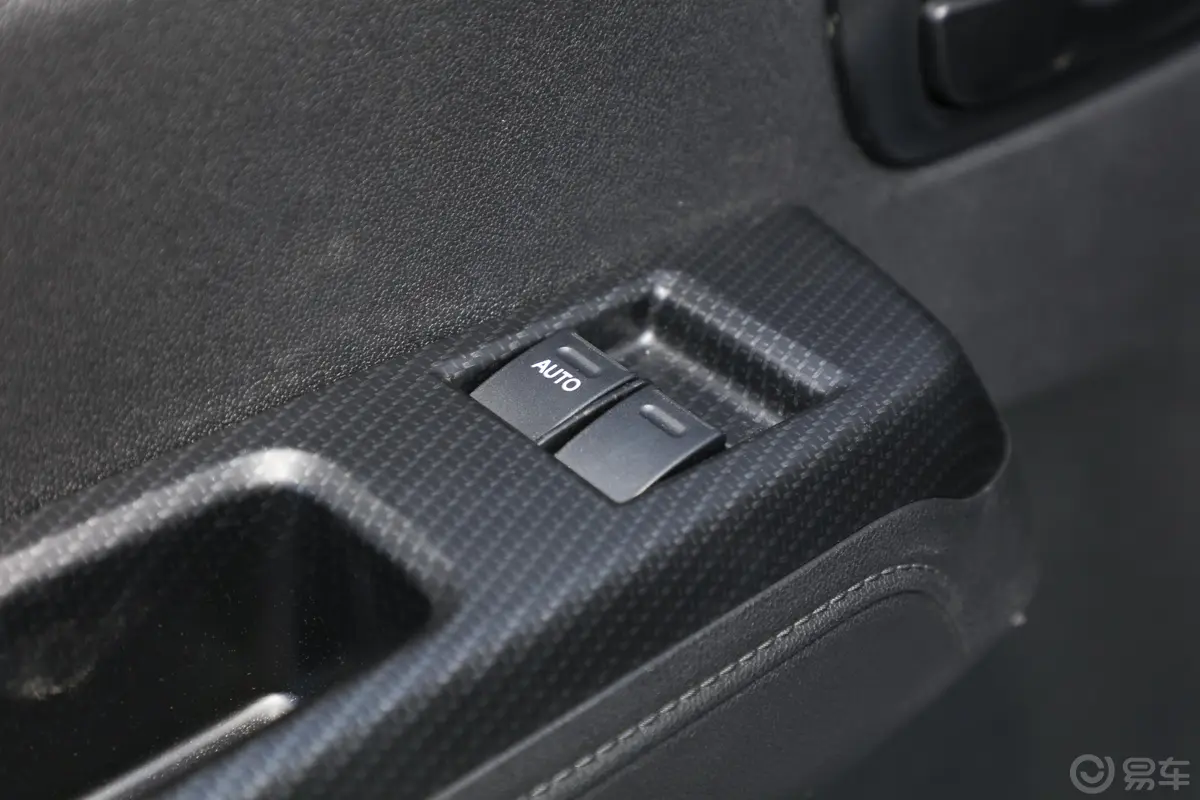 东风小康D72PLUS1.6L LV1车窗调节整体