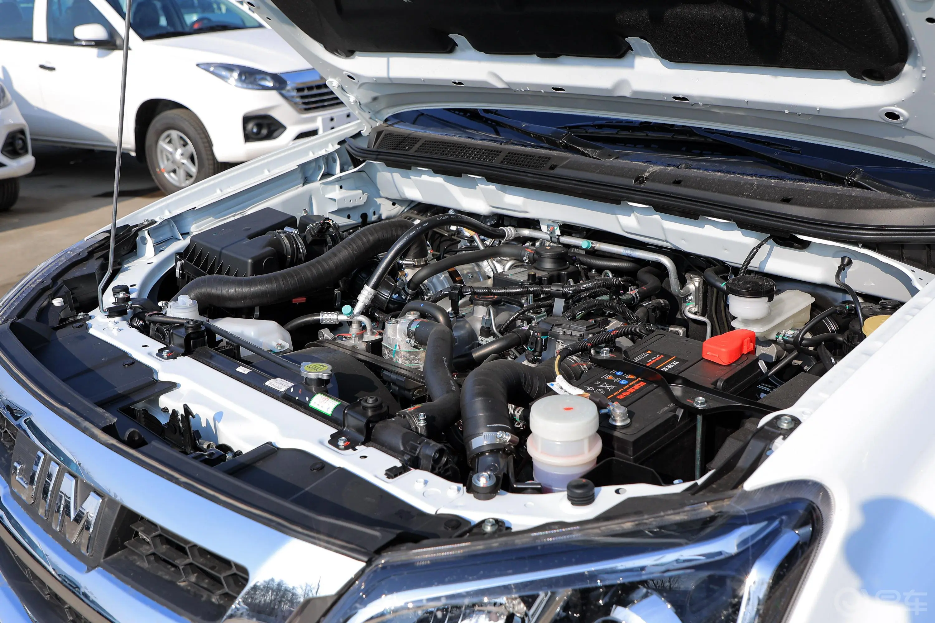 瑞迈2.8T 两驱标轴舒适版 柴油动力底盘