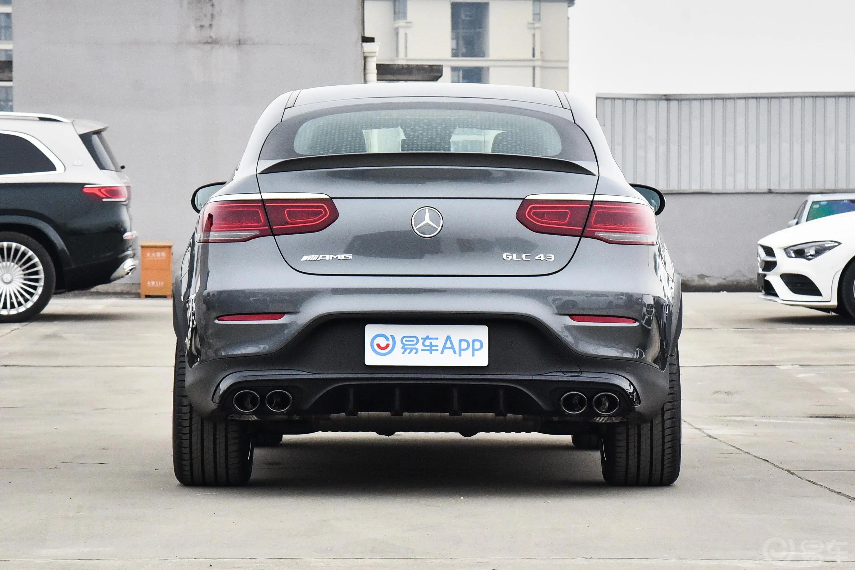 奔驰GLC轿跑 AMGAMG GLC 43 4MATIC 轿跑SUV外观