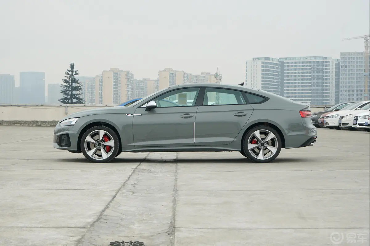 奥迪S53.0T Sportback外观