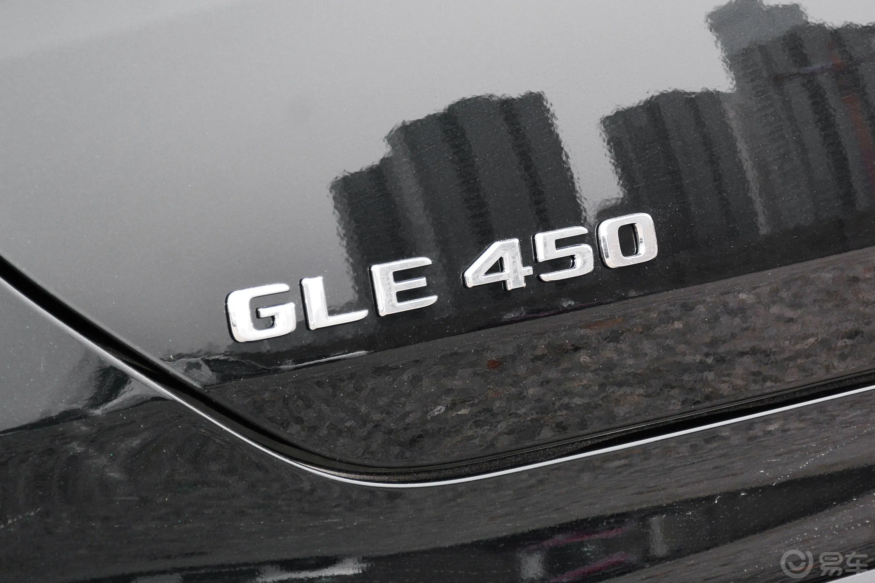 奔驰GLE轿跑GLE 450 4MATIC 轿跑SUV 时尚型外观