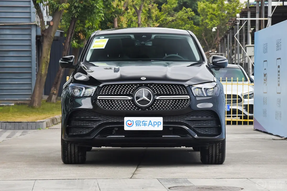 奔驰GLE轿跑GLE 350 4MATIC 轿跑SUV 豪华型外观