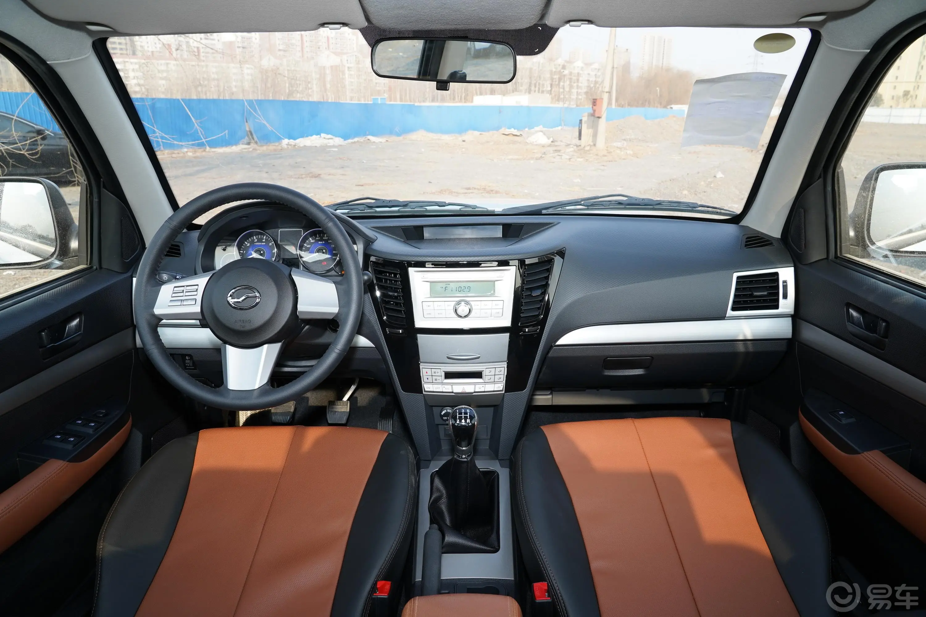 威虎2.4L 两驱大双平底货箱经典版 汽油 国VI驾驶员座椅