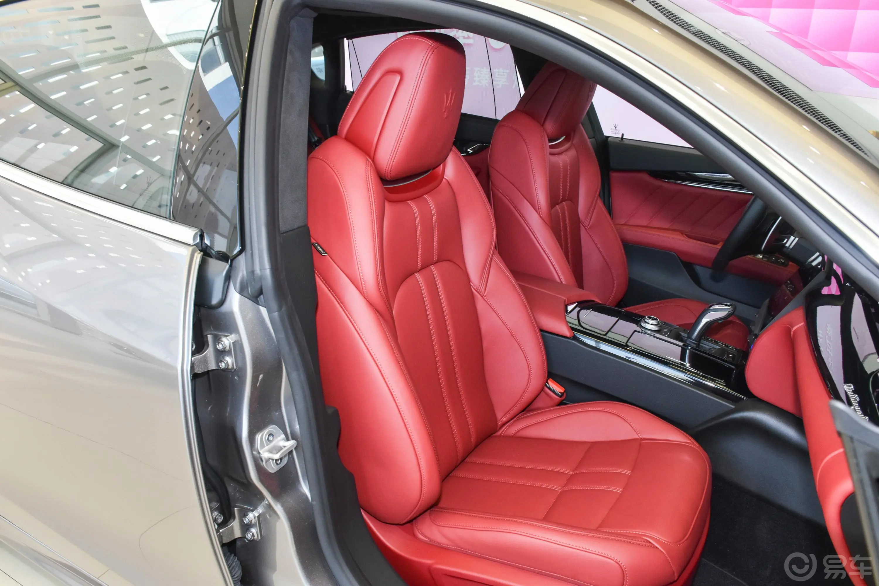 Quattroporte3.0T S Q4 豪华版副驾驶座椅