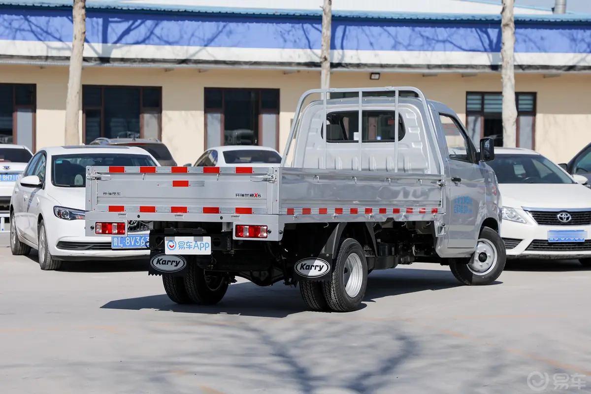 开瑞X61.6L 手动 单排标准型栏板侧后45度车头向右水平