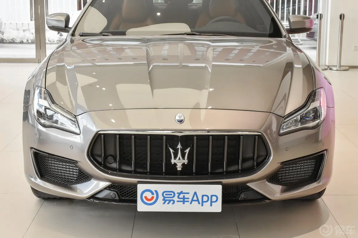 Quattroporte3.0T S Q4 豪华版外观细节