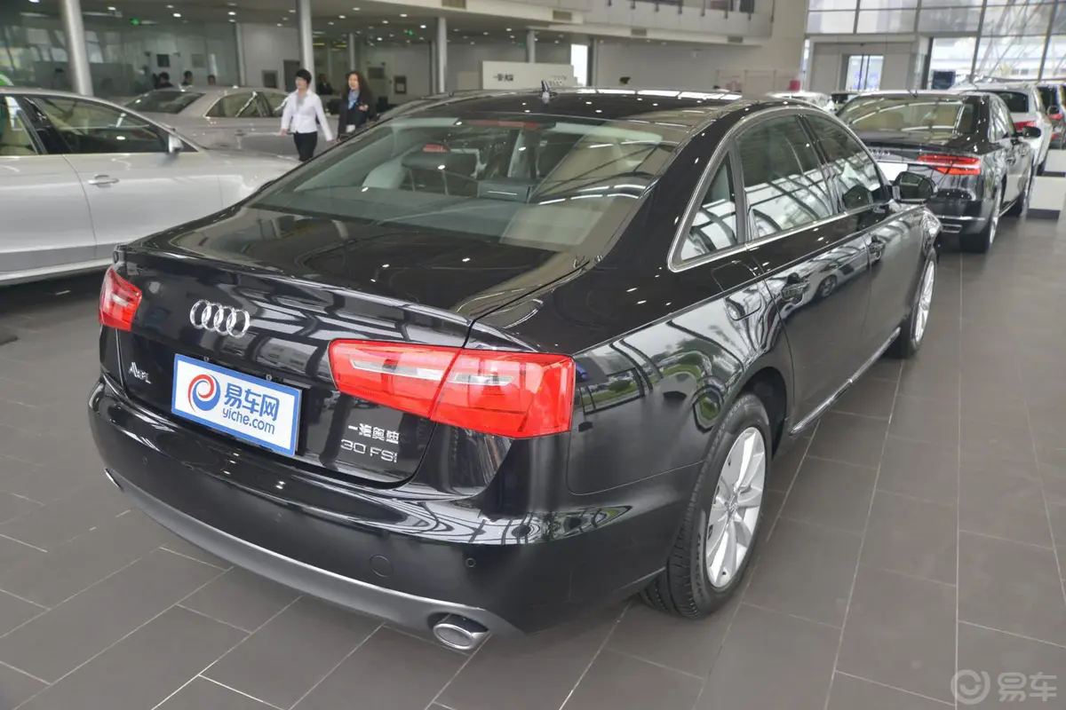 奥迪A6L30 FSI 豪华型外观