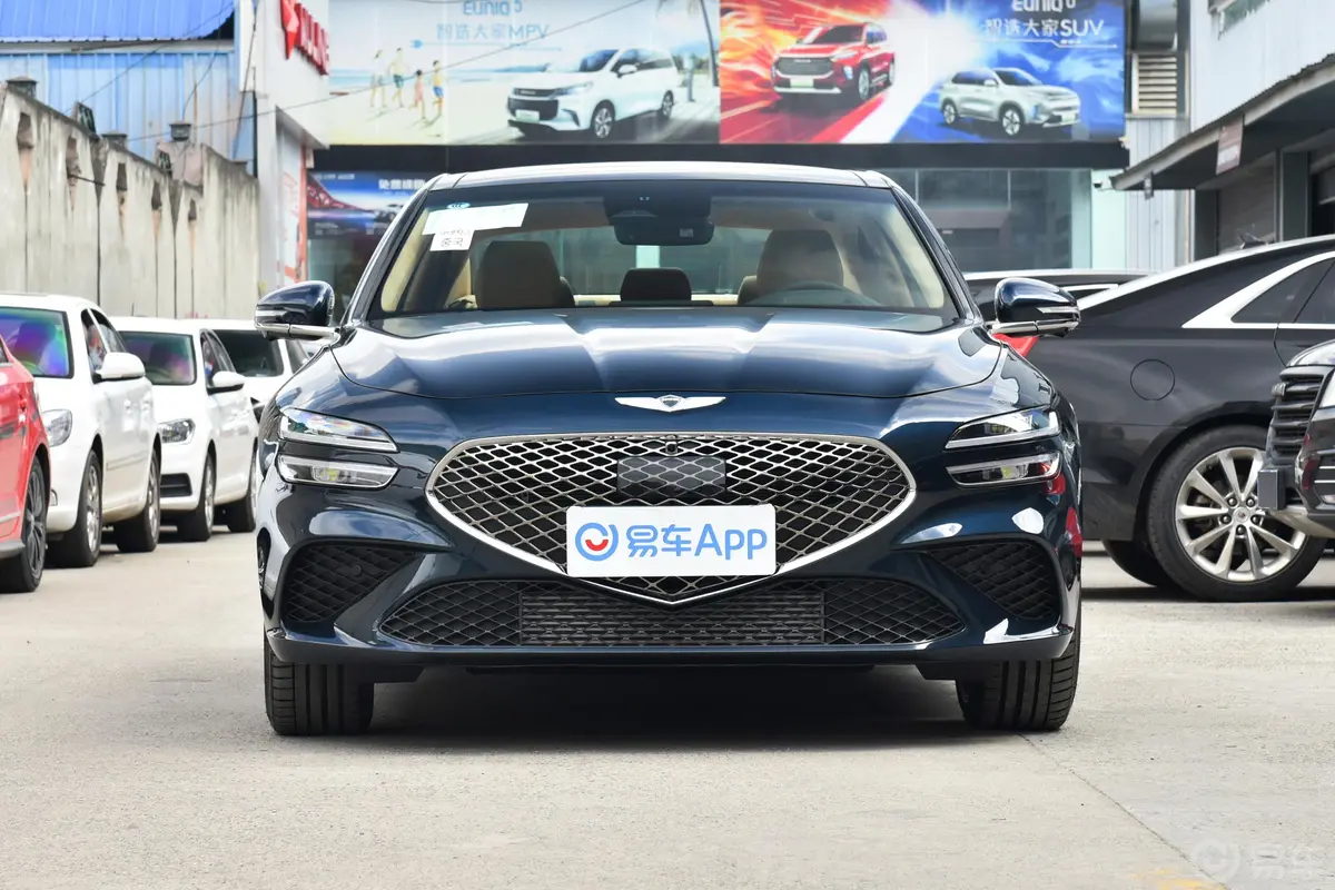 捷尼赛思G702.0T 四驱 旗舰版外观