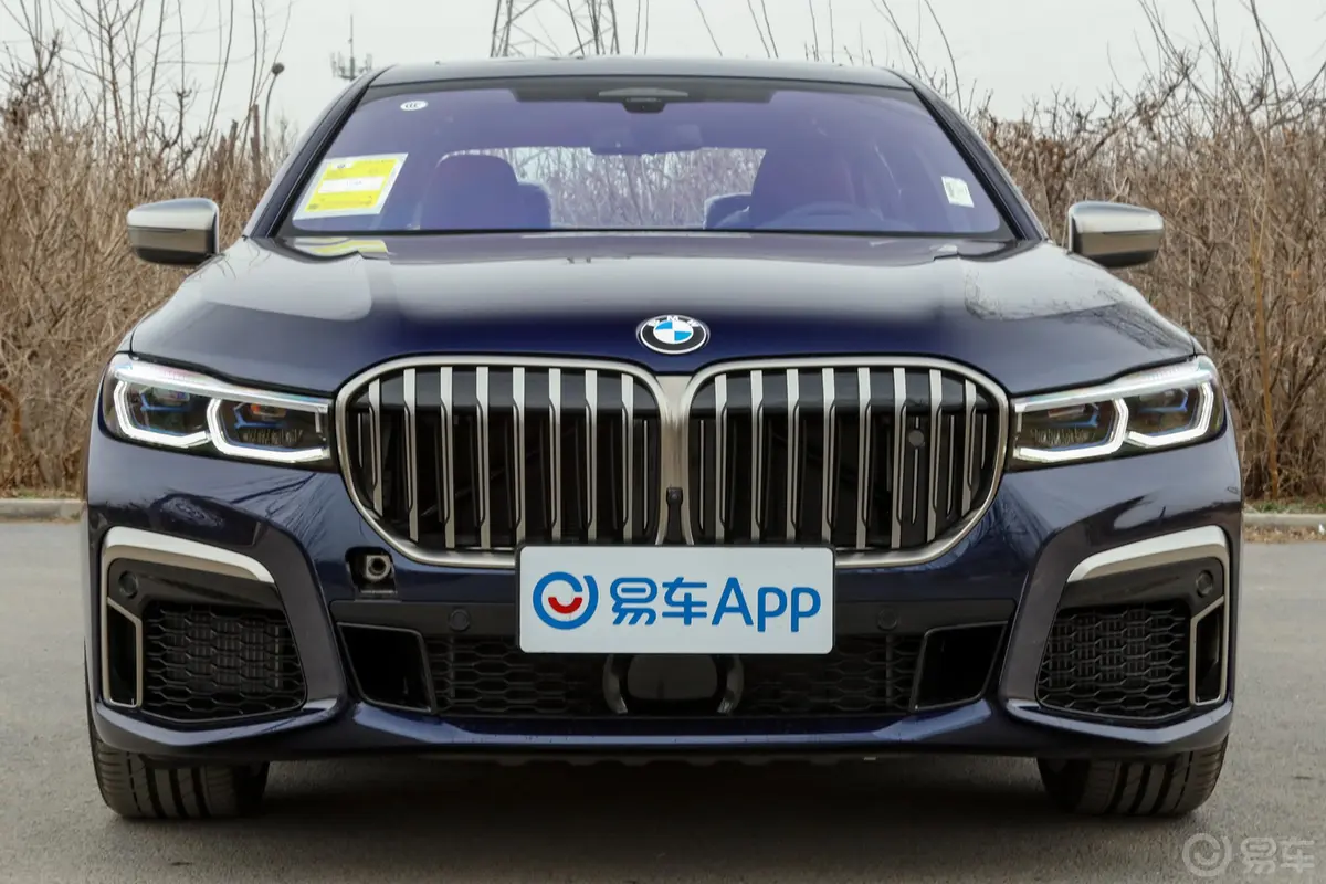 宝马7系M760Li xDrive V12 运动套装外观