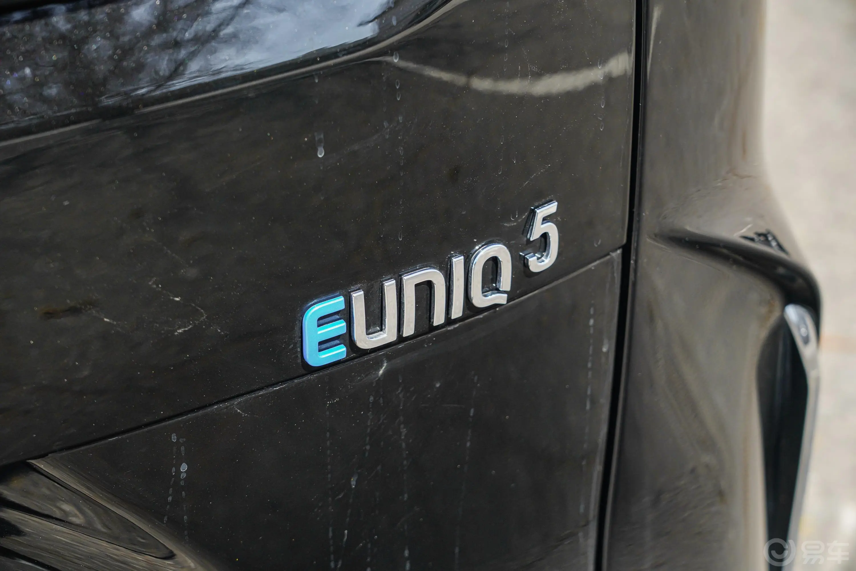 EUNIQ 5 纯电动豪华版外观