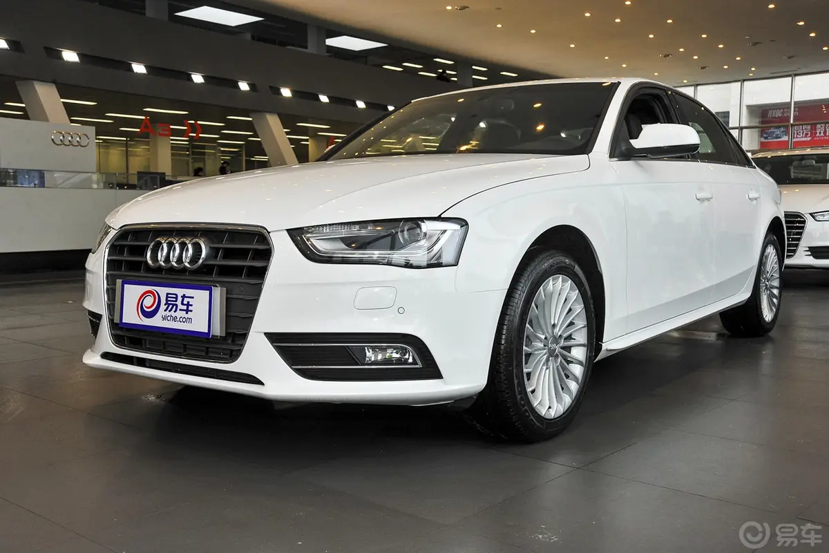 奥迪A4L35 TFSI 自动 技术型外观