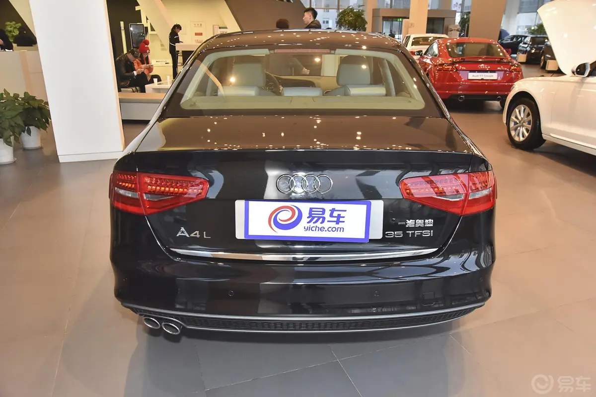 奥迪A4L35 TFSI 自动 舒适型 S line 典藏版外观