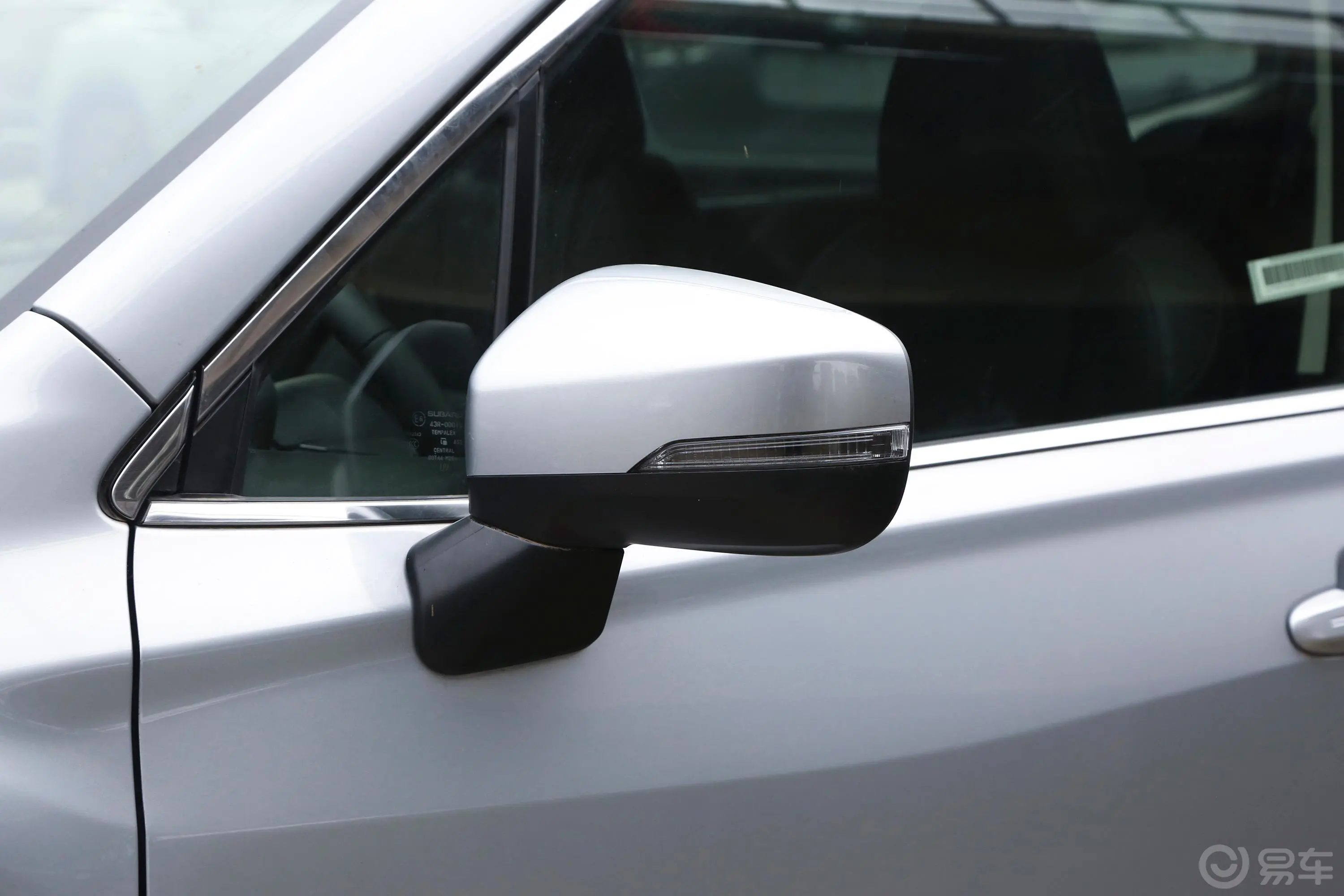 森林人2.0i AWD豪华版EyeSight主驾驶后视镜背面