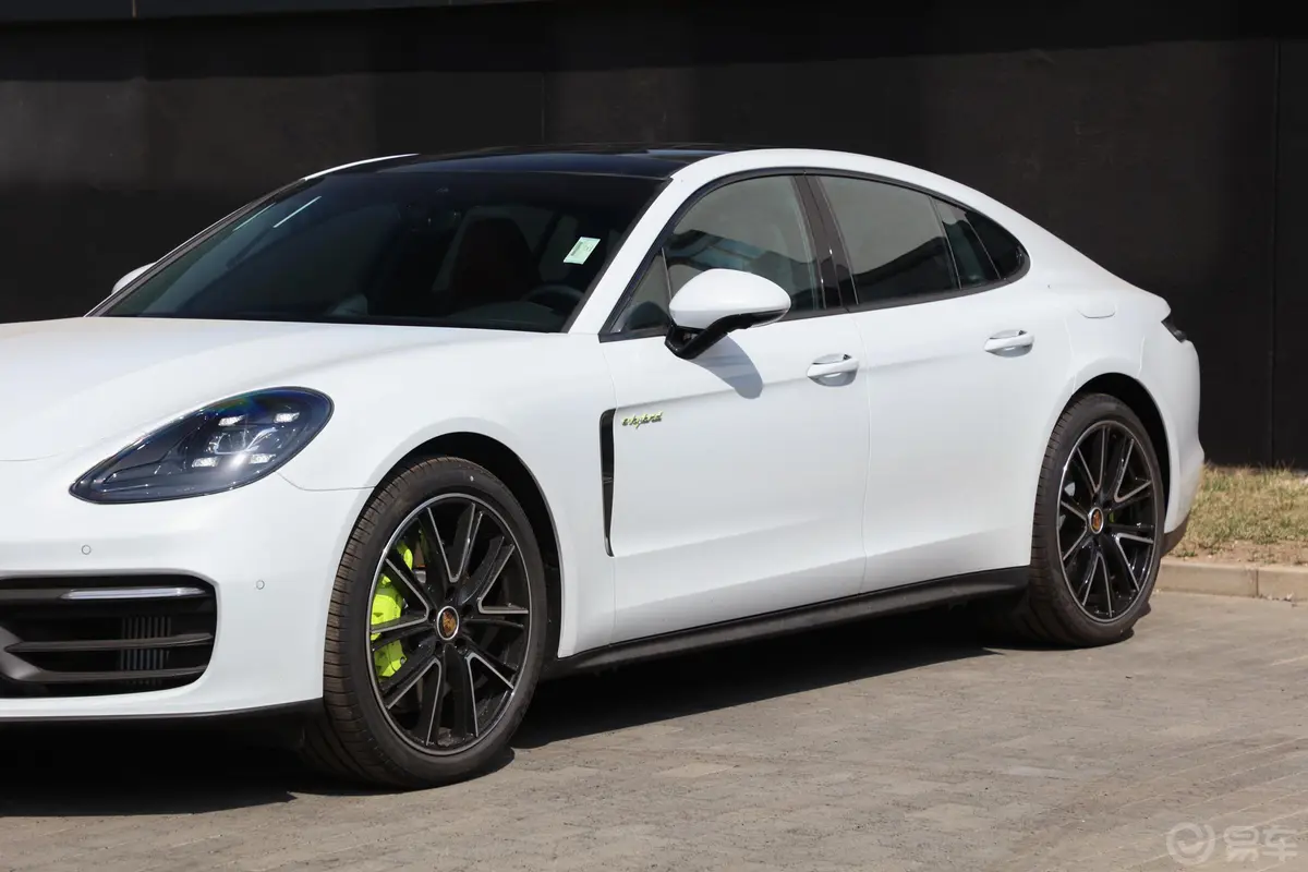 Panamera E-HybridPanamera 4 E-Hybrid 2.9T外观