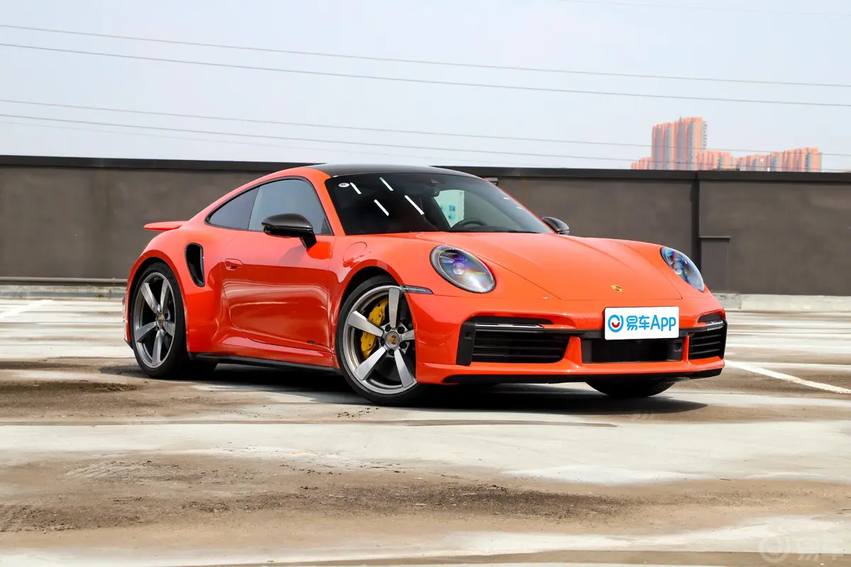 保时捷911Turbo S 3.7T胎压信息铭牌