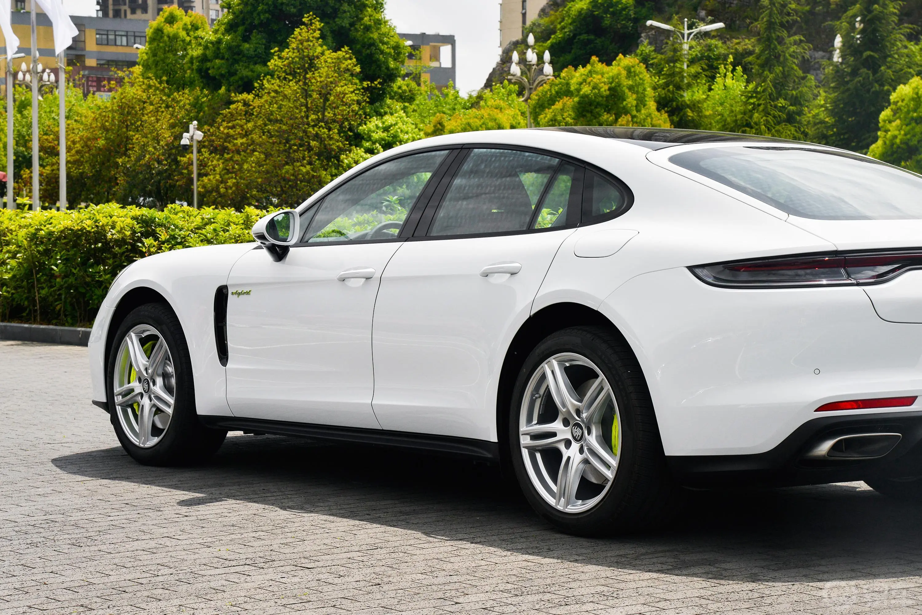 Panamera E-HybridPanamera 4 E-Hybrid 2.9T外观