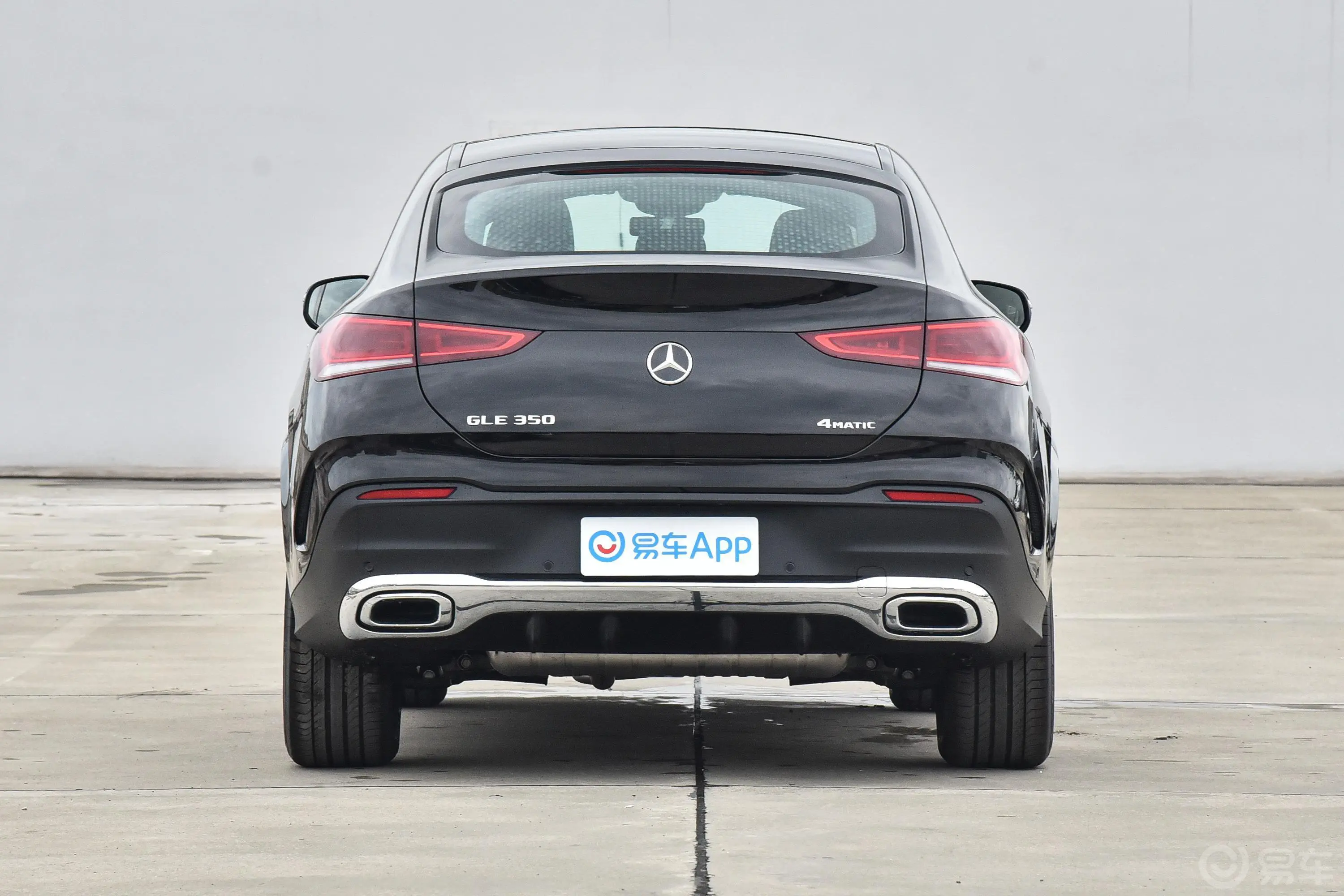 奔驰GLE轿跑改款 GLE 350 4MATIC 轿跑SUV 时尚型正后水平