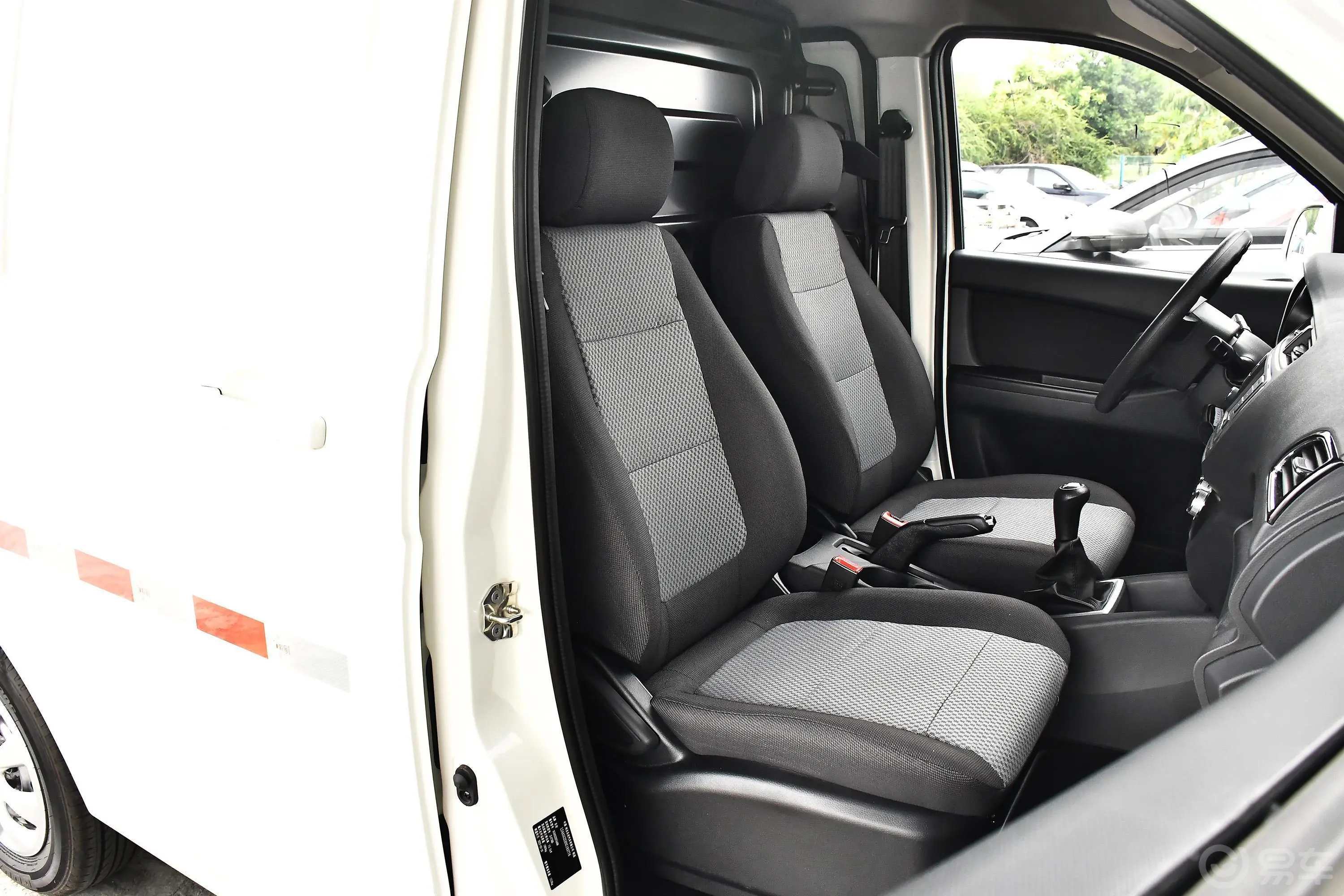 欧诺S欧诺S 1.5L 厢货智享版(单蒸空调)副驾驶座椅
